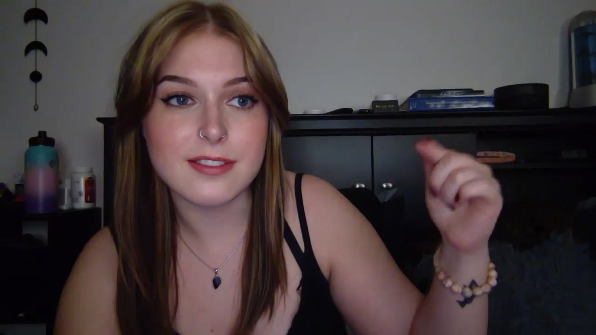 Gallery image thumbnail from AuroraLightz's myfreecams stream on, 11/25/2025, 08:11 image 10 of 20