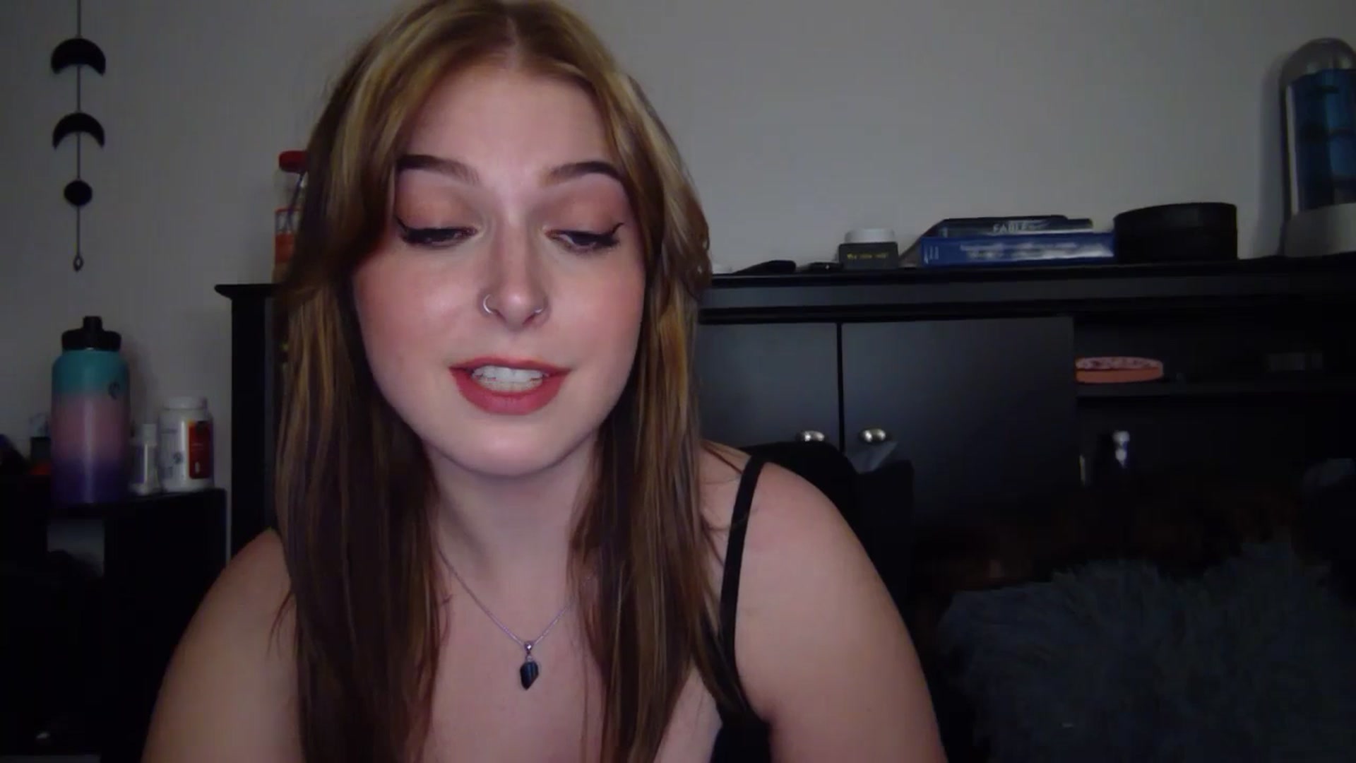 Gallery image thumbnail from AuroraLightz's myfreecams stream on, 11/25/2025, 08:11 image 12 of 20