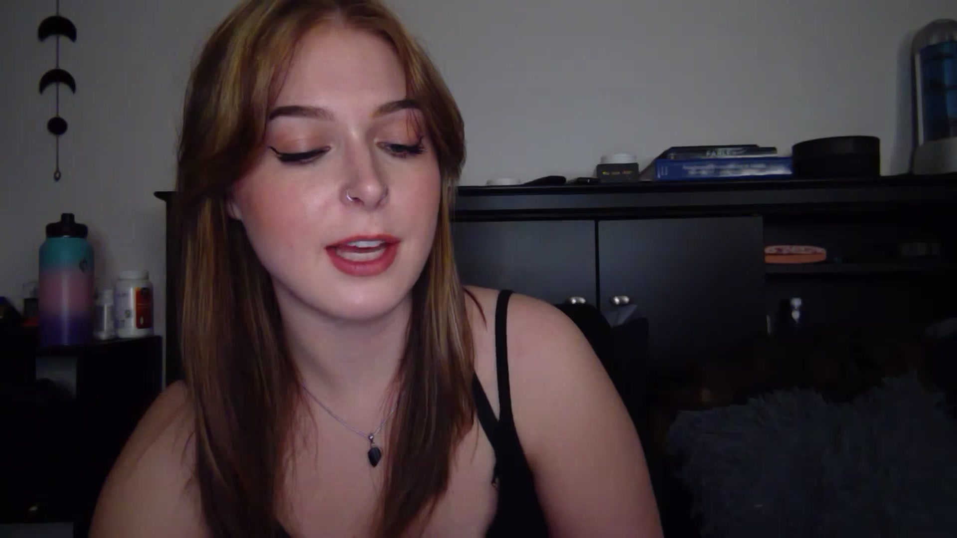 Gallery image thumbnail from AuroraLightz's myfreecams stream on, 11/25/2025, 08:11 image 2 of 20