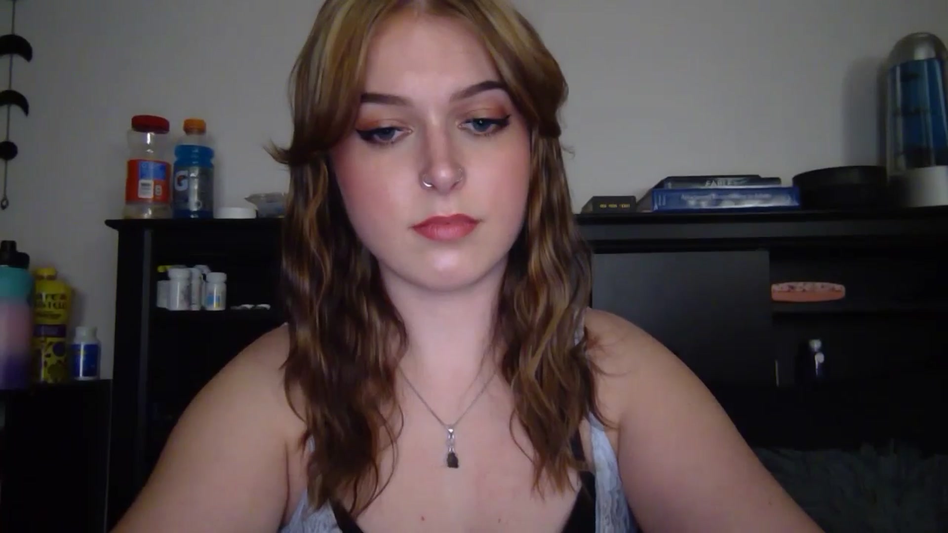 Gallery image thumbnail from AuroraLightz's myfreecams stream on, 12/09/2025, 17:56 image 10 of 20