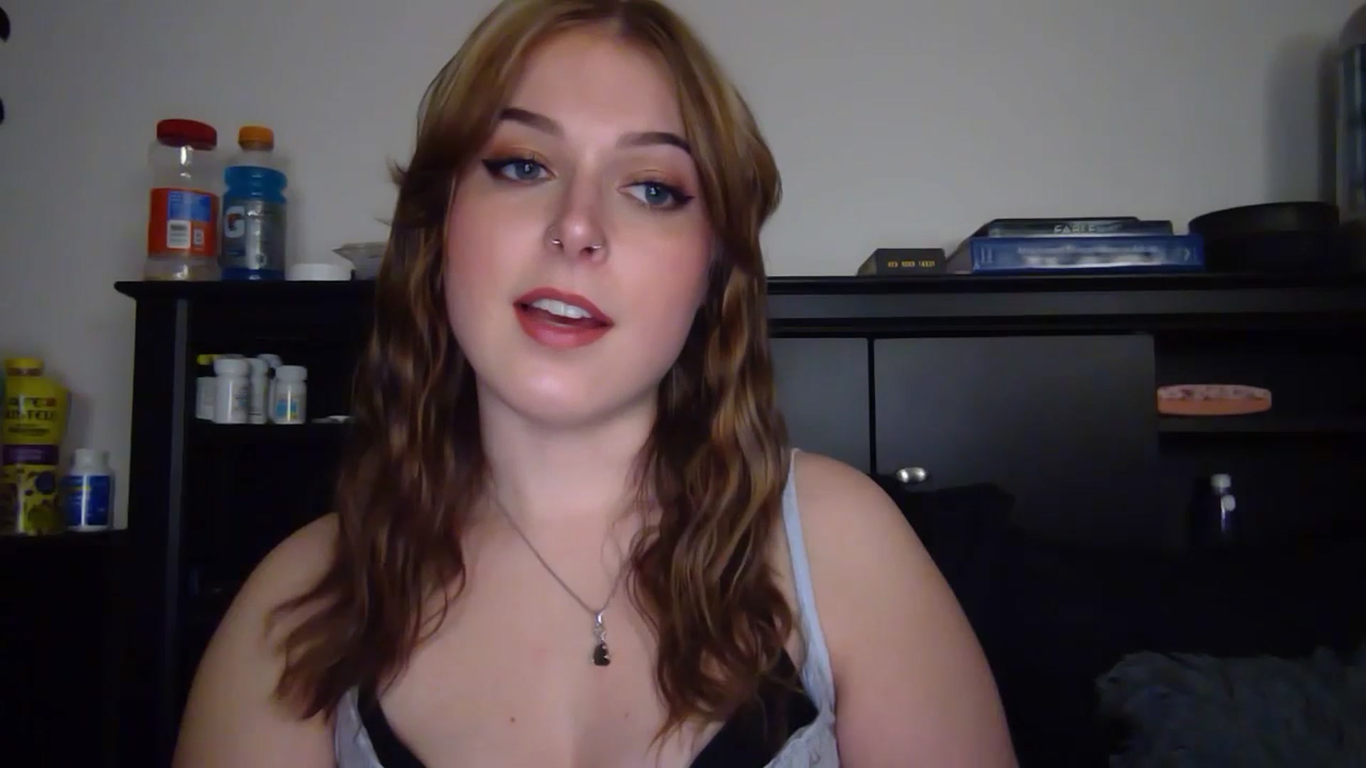 Gallery image thumbnail from AuroraLightz's myfreecams stream on, 12/09/2025, 17:56 image 5 of 20