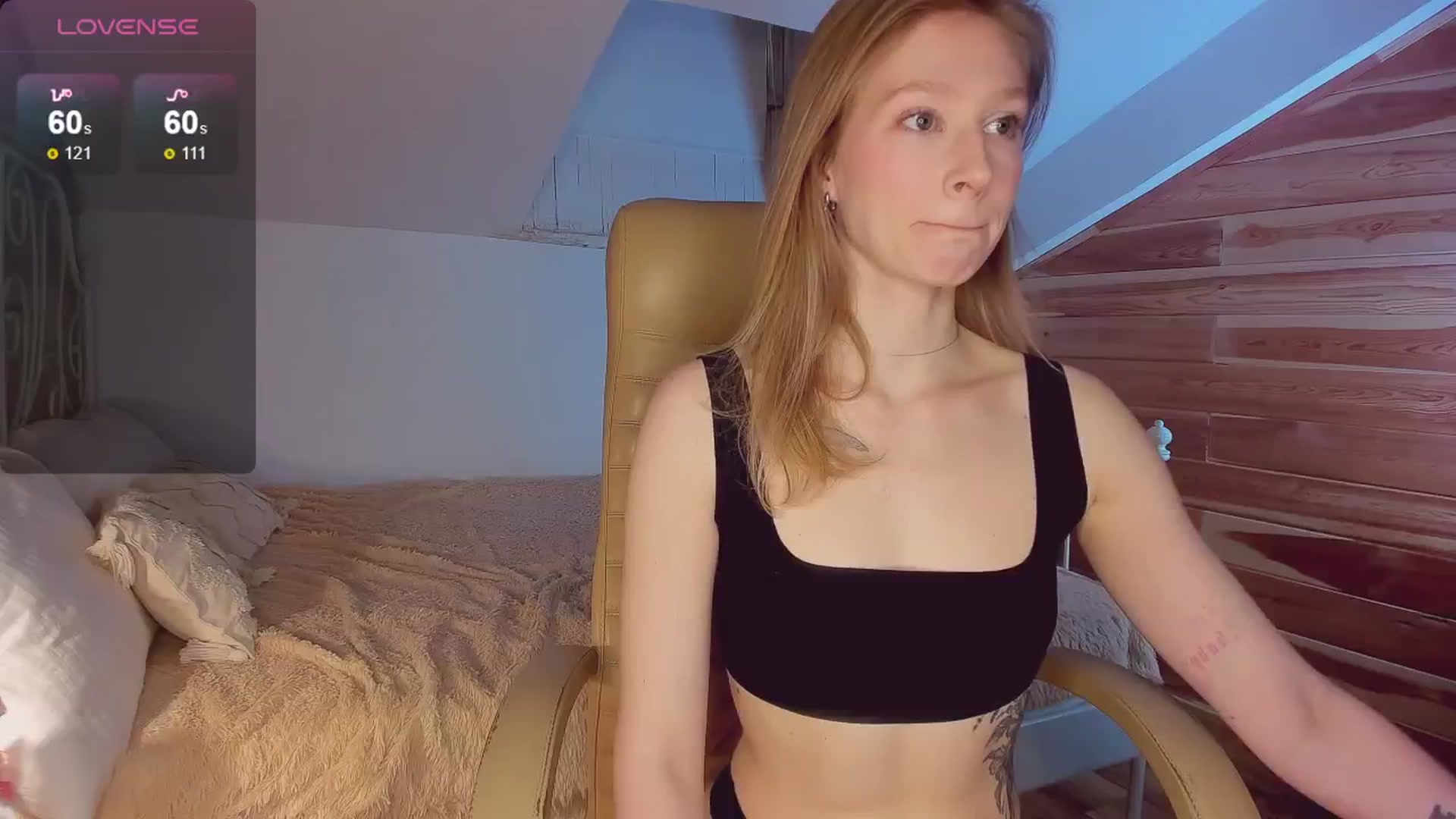 Gallery image thumbnail from AuroraShy's myfreecams stream on, 03/21/2024, 14:31 image 9 of 20