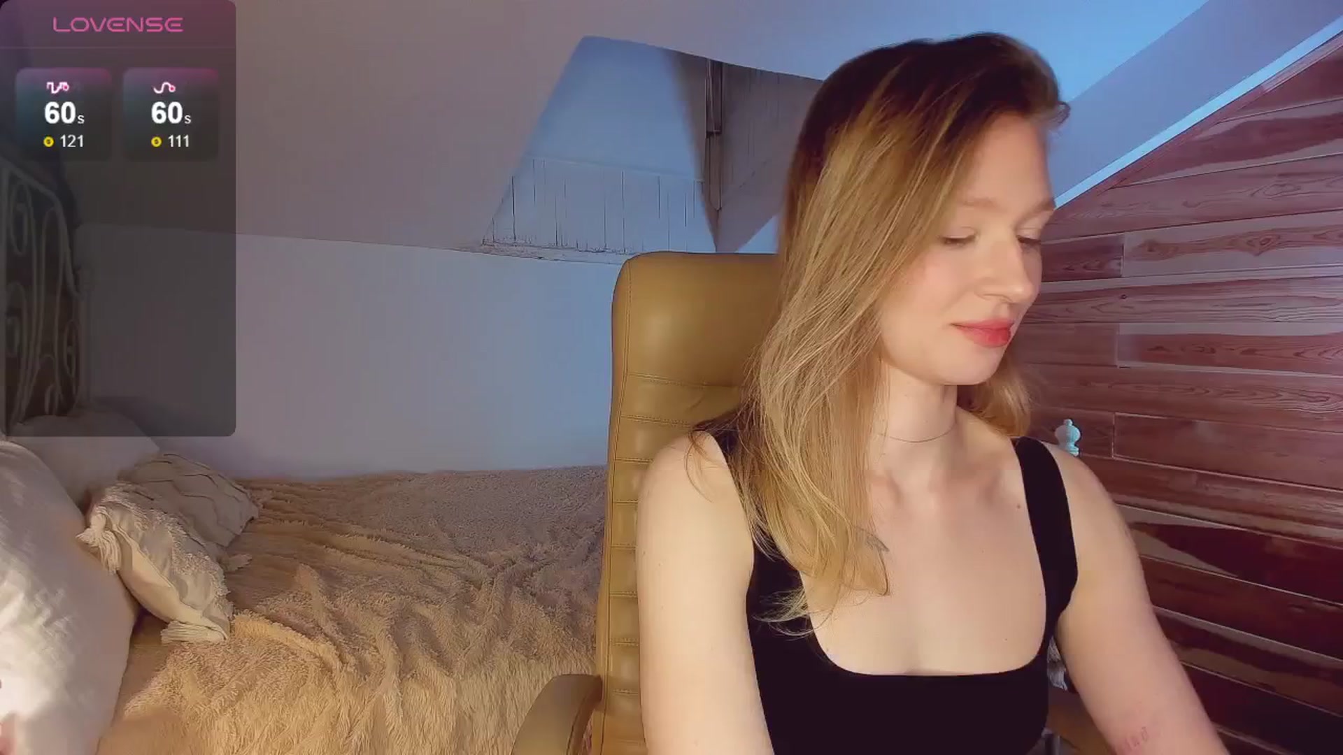 Gallery image thumbnail from AuroraShy's myfreecams stream on, 03/21/2024, 14:31 image 16 of 20