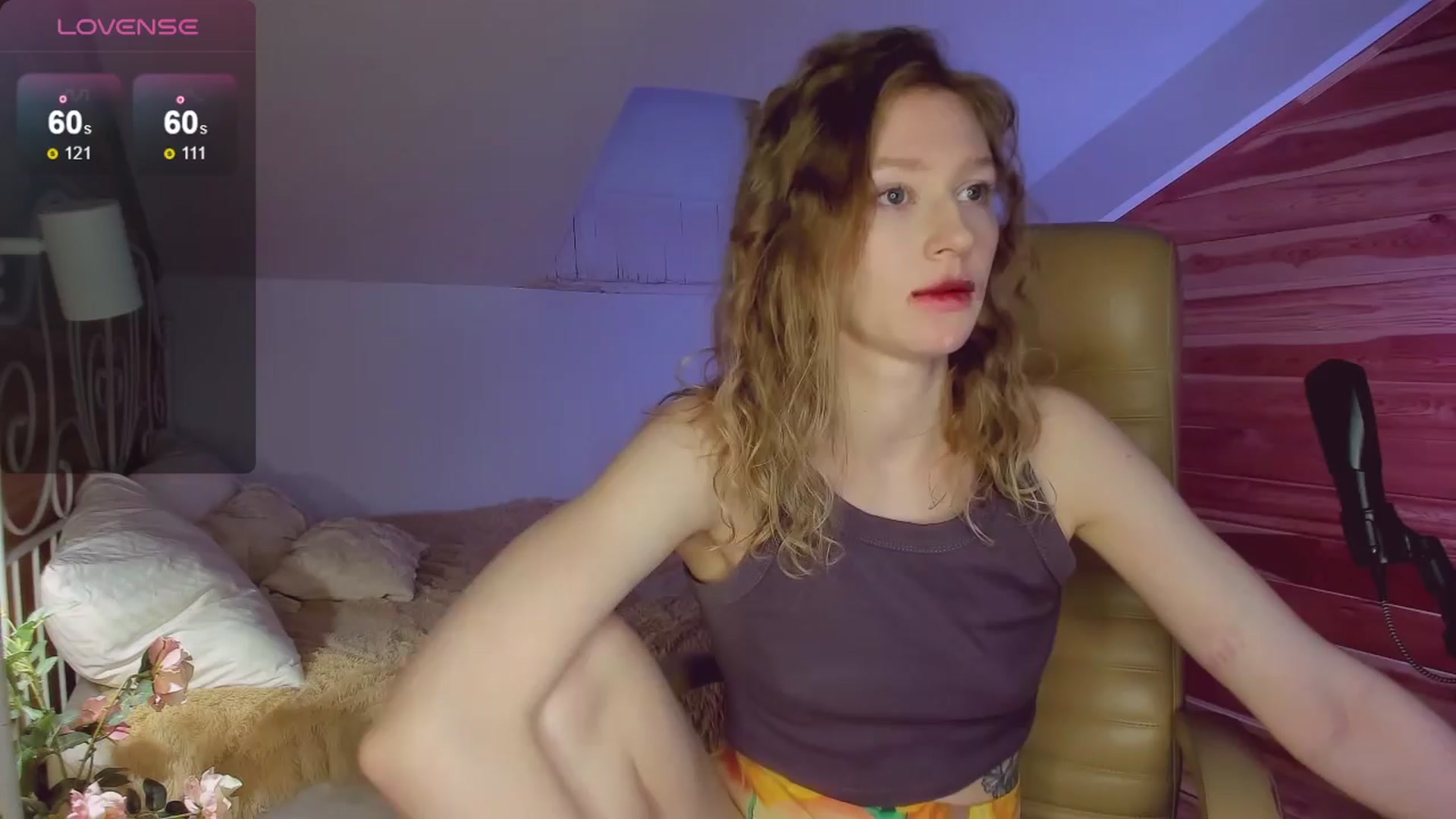 Gallery image thumbnail from AuroraShy's myfreecams stream on, 03/30/2024, 16:01 image 11 of 20