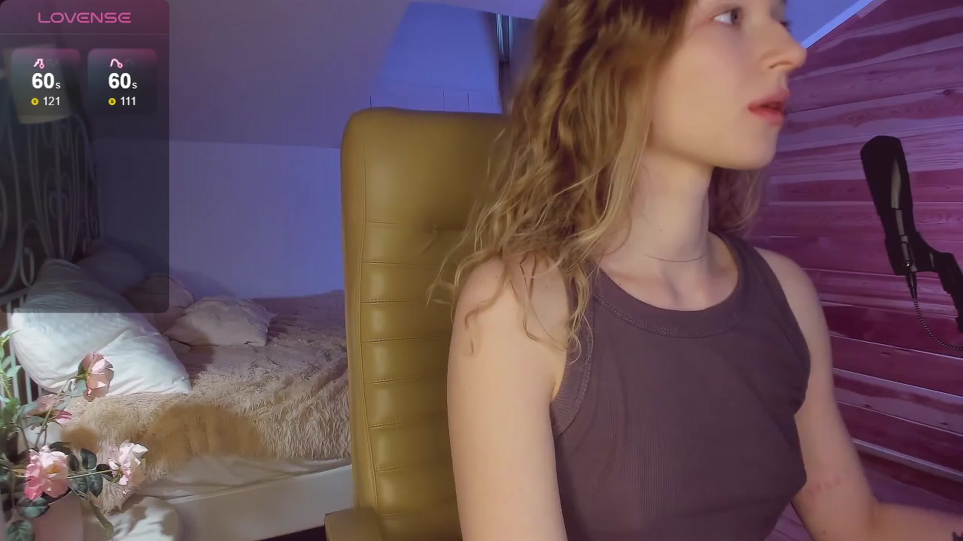 Gallery image thumbnail from AuroraShy's myfreecams stream on, 03/30/2024, 16:01 image 1 of 20