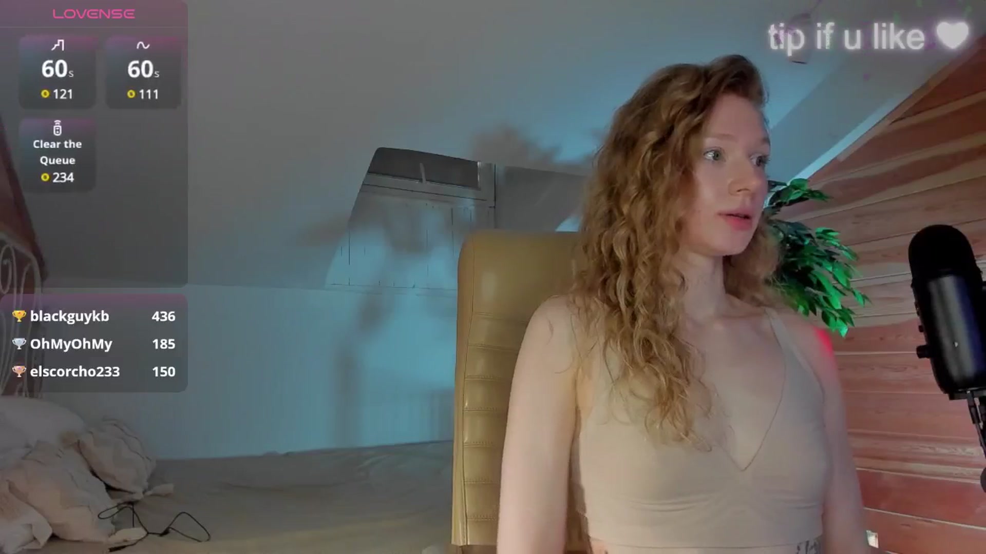 Gallery image thumbnail from AuroraShy's myfreecams stream on, 04/20/2025, 15:05 image 16 of 20