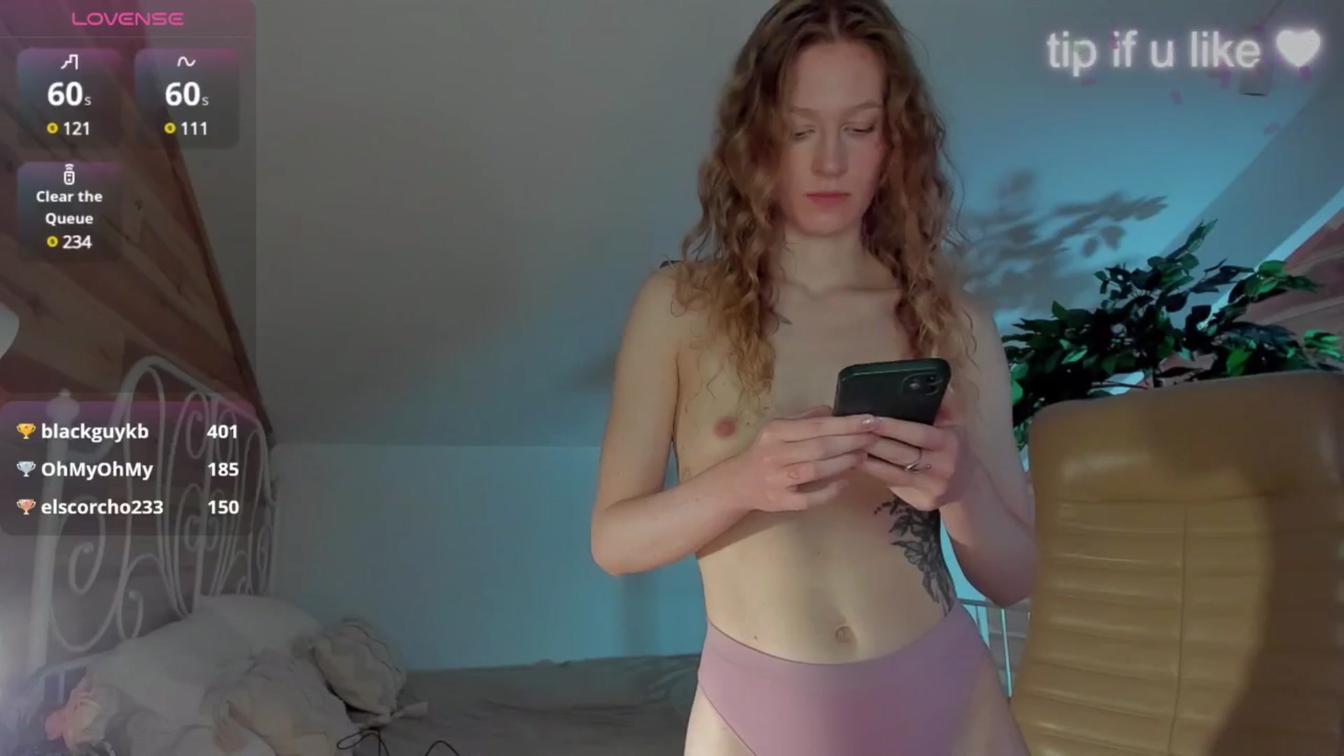 Gallery image thumbnail from AuroraShy's myfreecams stream on, 04/20/2025, 15:05 image 8 of 20