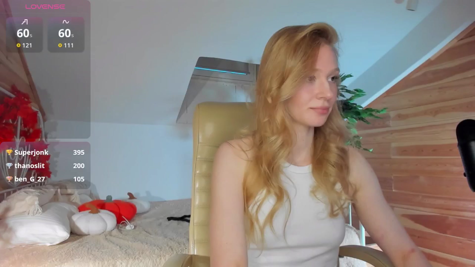 Gallery image thumbnail from AuroraShy's myfreecams stream on, 10/29/2025, 14:36 image 13 of 20