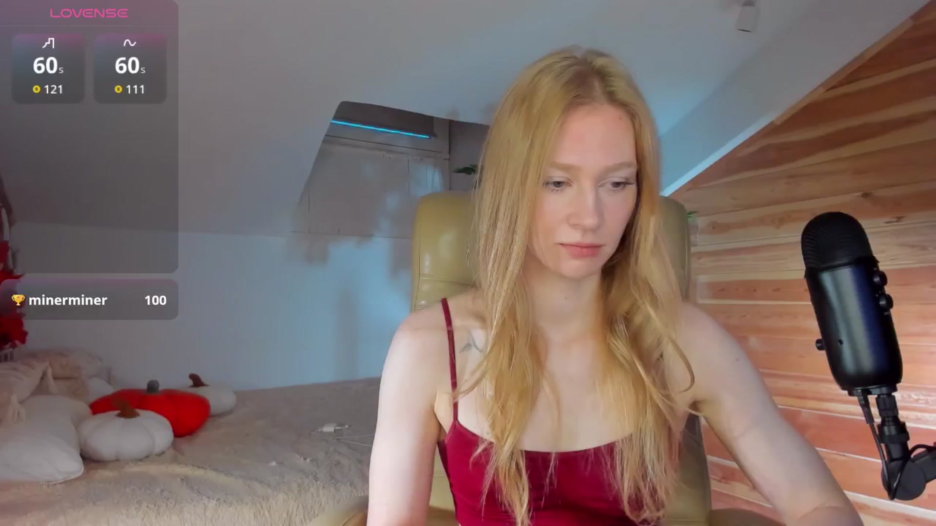 Gallery image thumbnail from AuroraShy's myfreecams stream on, 10/30/2025, 14:59 image 15 of 20