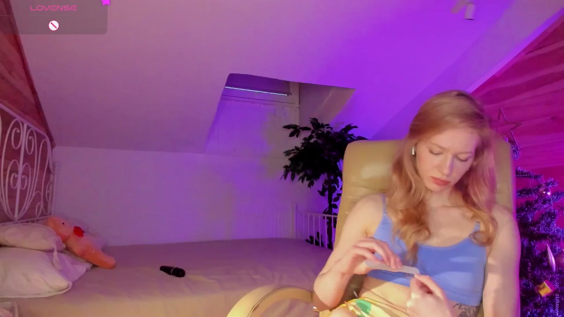 Gallery image thumbnail from AuroraShy's myfreecams stream on, 01/11/2026, 13:55 image 20 of 20