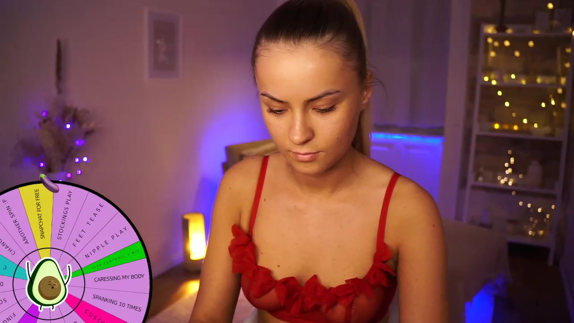Gallery image thumbnail from Aurora_Sweet's myfreecams stream on, 04/29/2023, 16:06 image 14 of 20