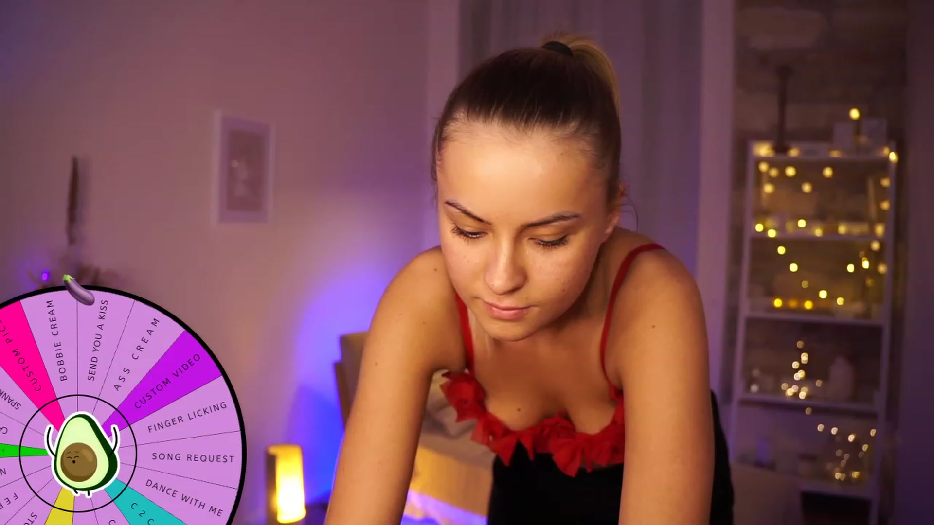 Gallery image thumbnail from Aurora_Sweet's myfreecams stream on, 04/29/2023, 17:00 image 3 of 20