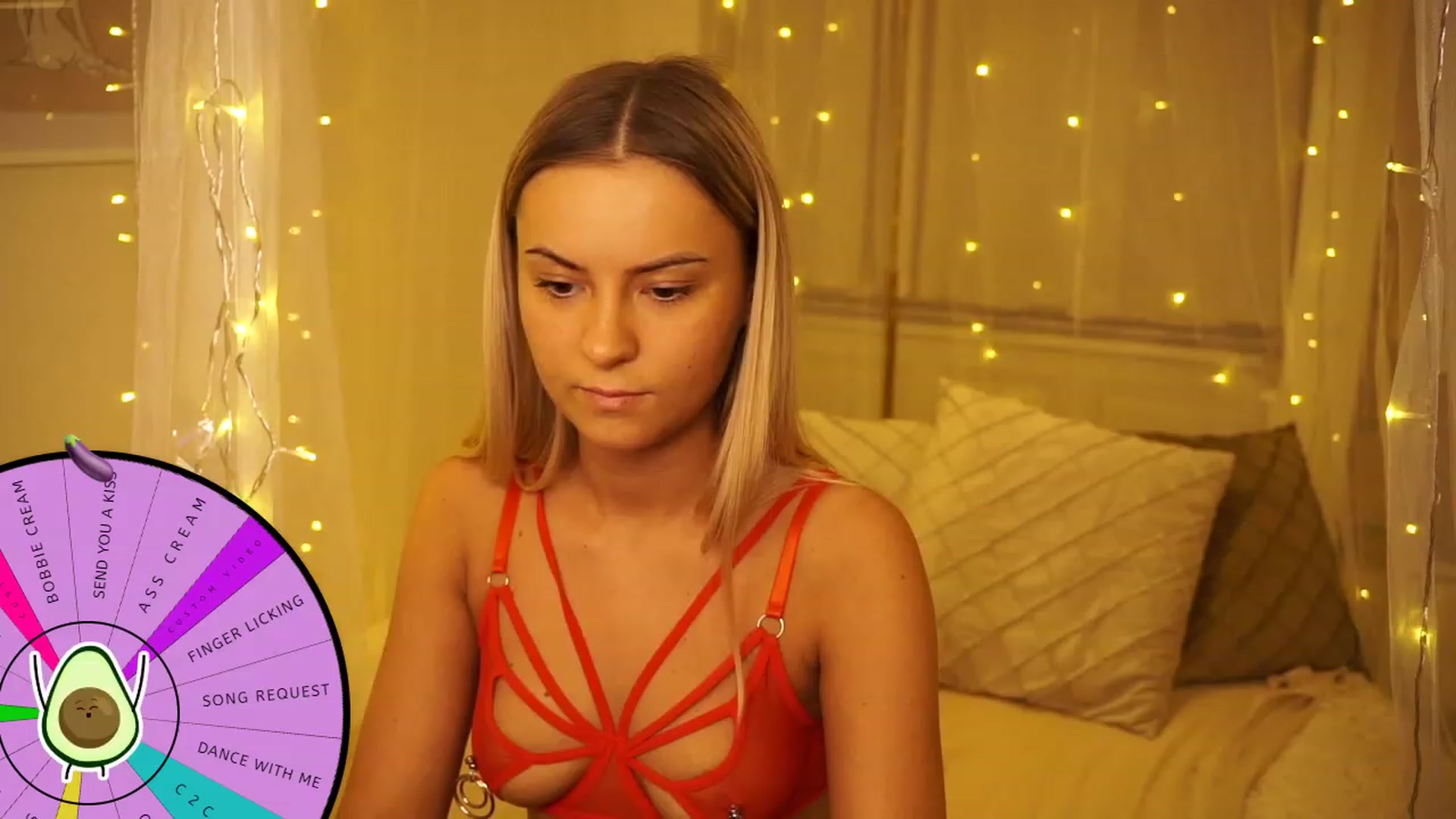 Gallery image thumbnail from Aurora_Sweet's myfreecams stream on, 05/06/2023, 16:34 image 18 of 20