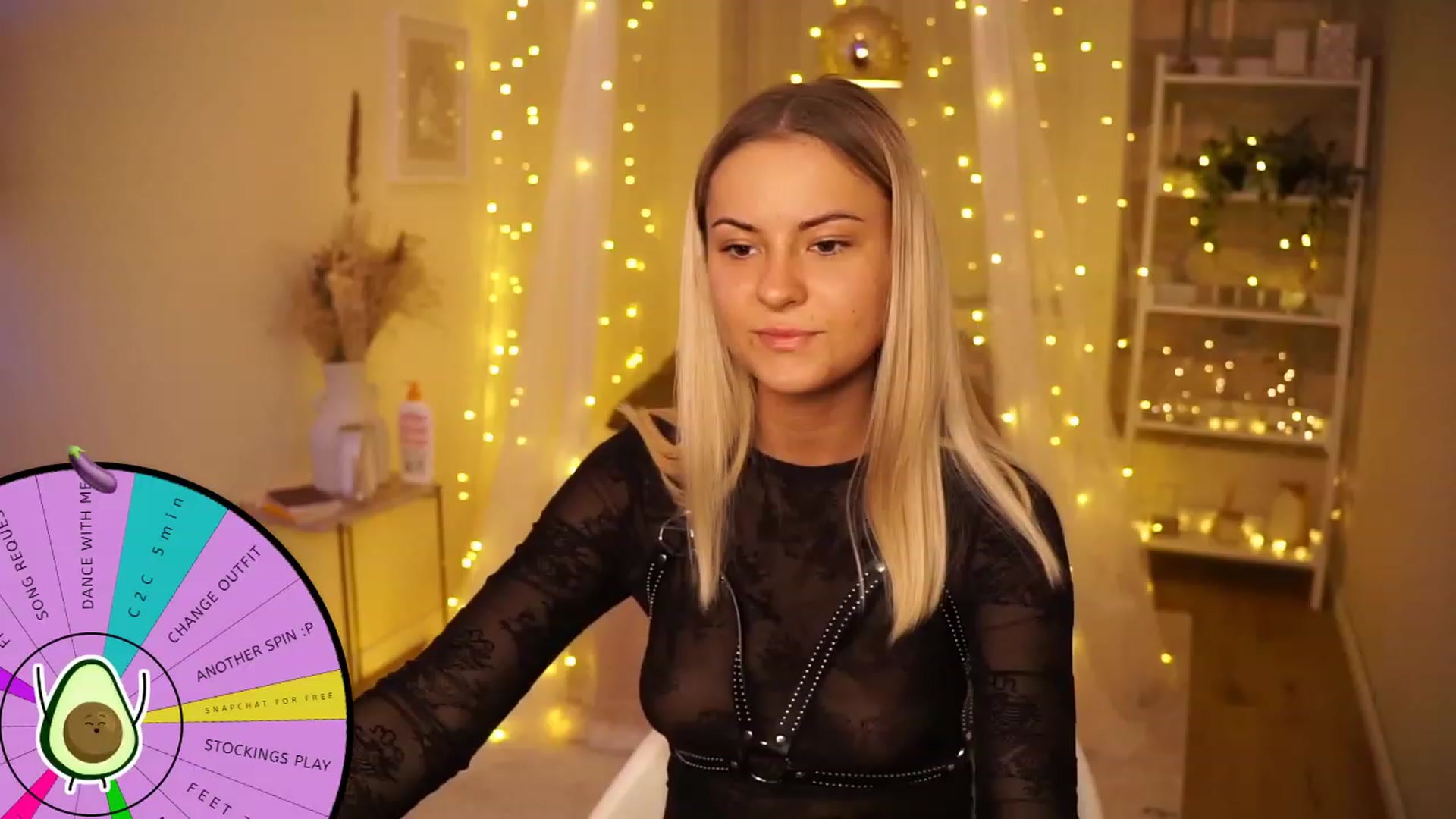 Gallery image thumbnail from Aurora_Sweet's myfreecams stream on, 05/13/2023, 20:29 image 18 of 20