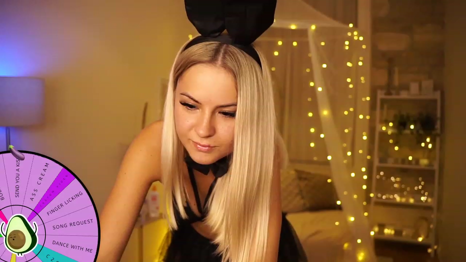 Gallery image thumbnail from Aurora_Sweet's myfreecams stream on, 06/07/2023, 18:57 image 4 of 20