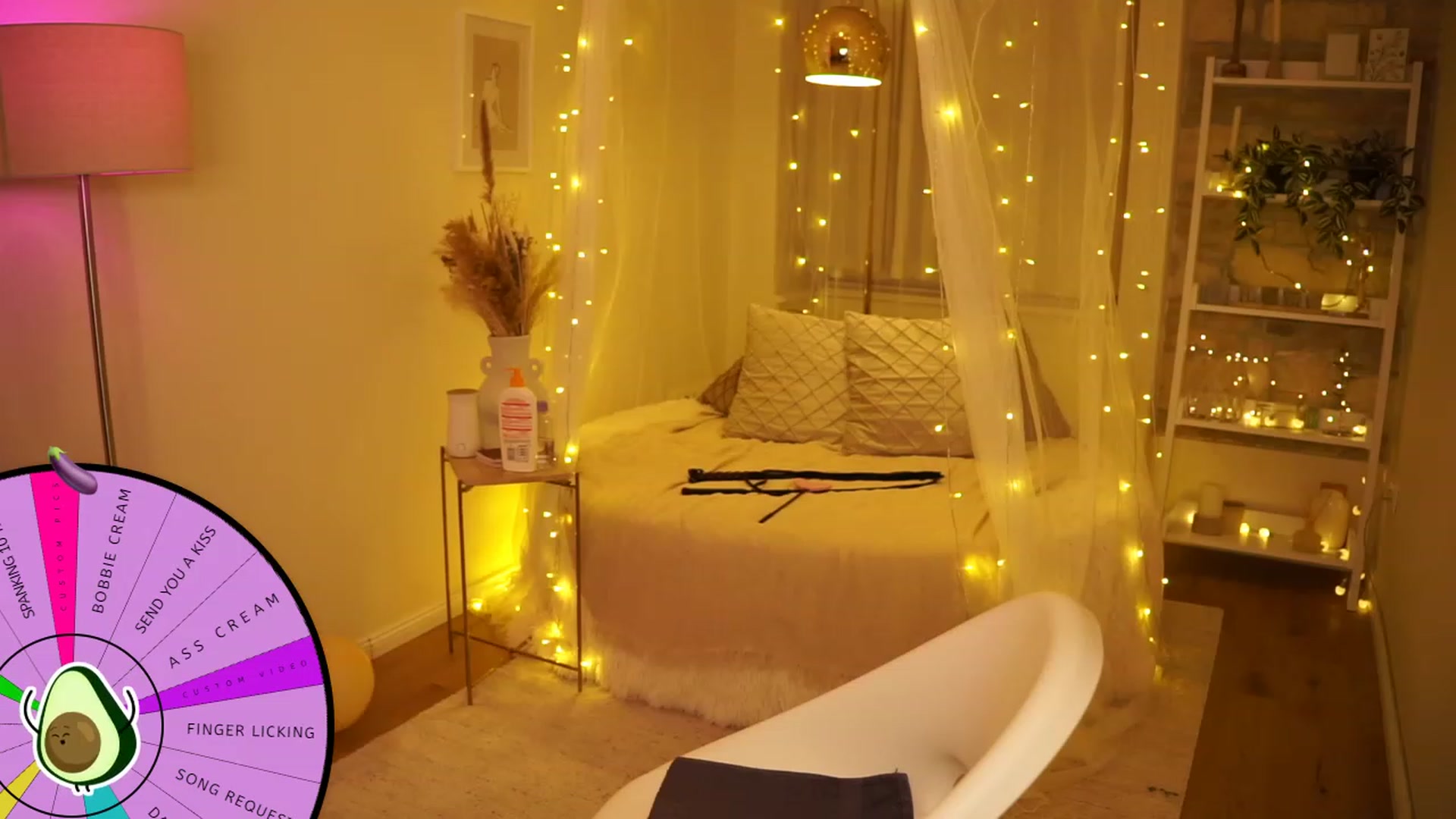 Gallery image thumbnail from Aurora_Sweet's myfreecams stream on, 06/22/2023, 22:18 image 13 of 20
