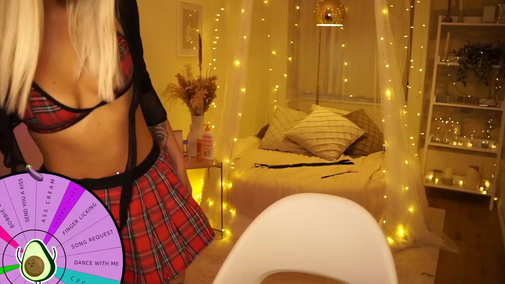 Gallery image thumbnail from Aurora_Sweet's myfreecams stream on, 07/09/2023, 12:41 image 3 of 20
