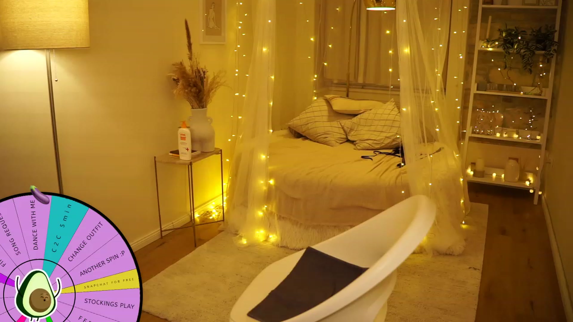 Gallery image thumbnail from Aurora_Sweet's myfreecams stream on, 07/12/2023, 20:59 image 15 of 20
