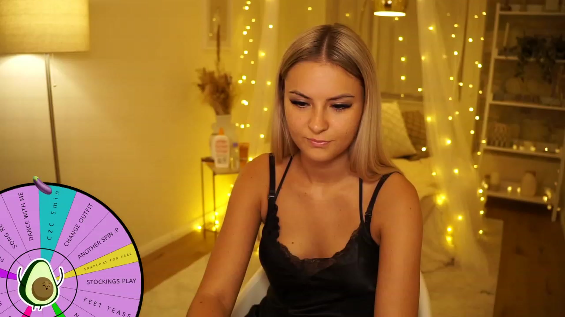 Gallery image thumbnail from Aurora_Sweet's myfreecams stream on, 07/14/2023, 19:44 image 10 of 20