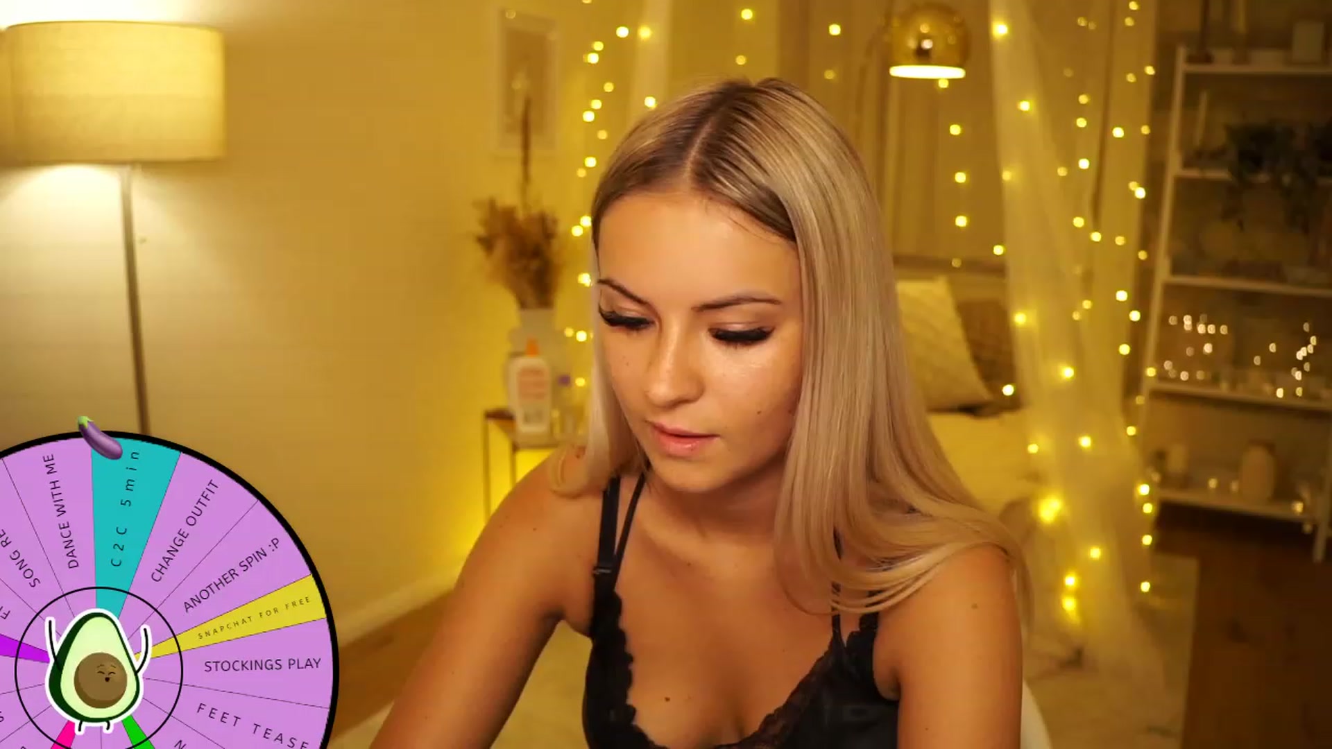 Gallery image thumbnail from Aurora_Sweet's myfreecams stream on, 07/14/2023, 21:53 image 5 of 20