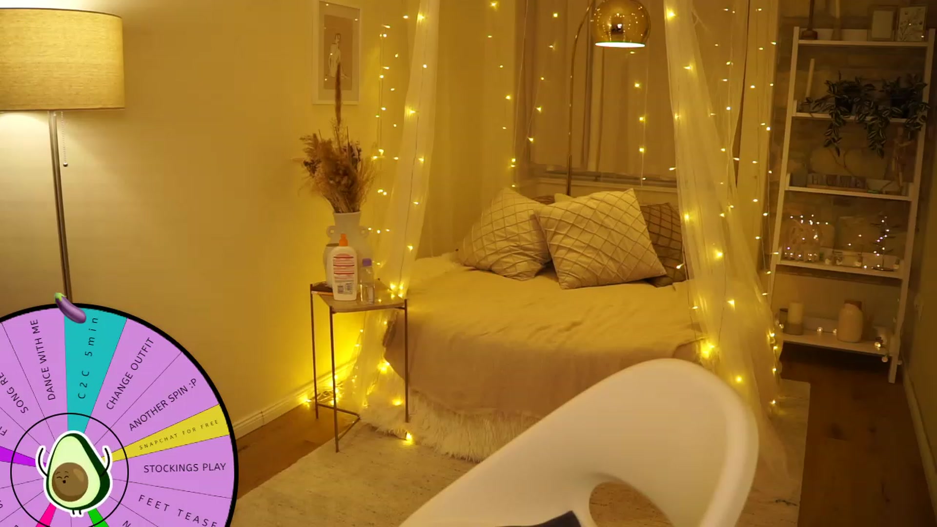 Gallery image thumbnail from Aurora_Sweet's myfreecams stream on, 07/14/2023, 21:53 image 9 of 20
