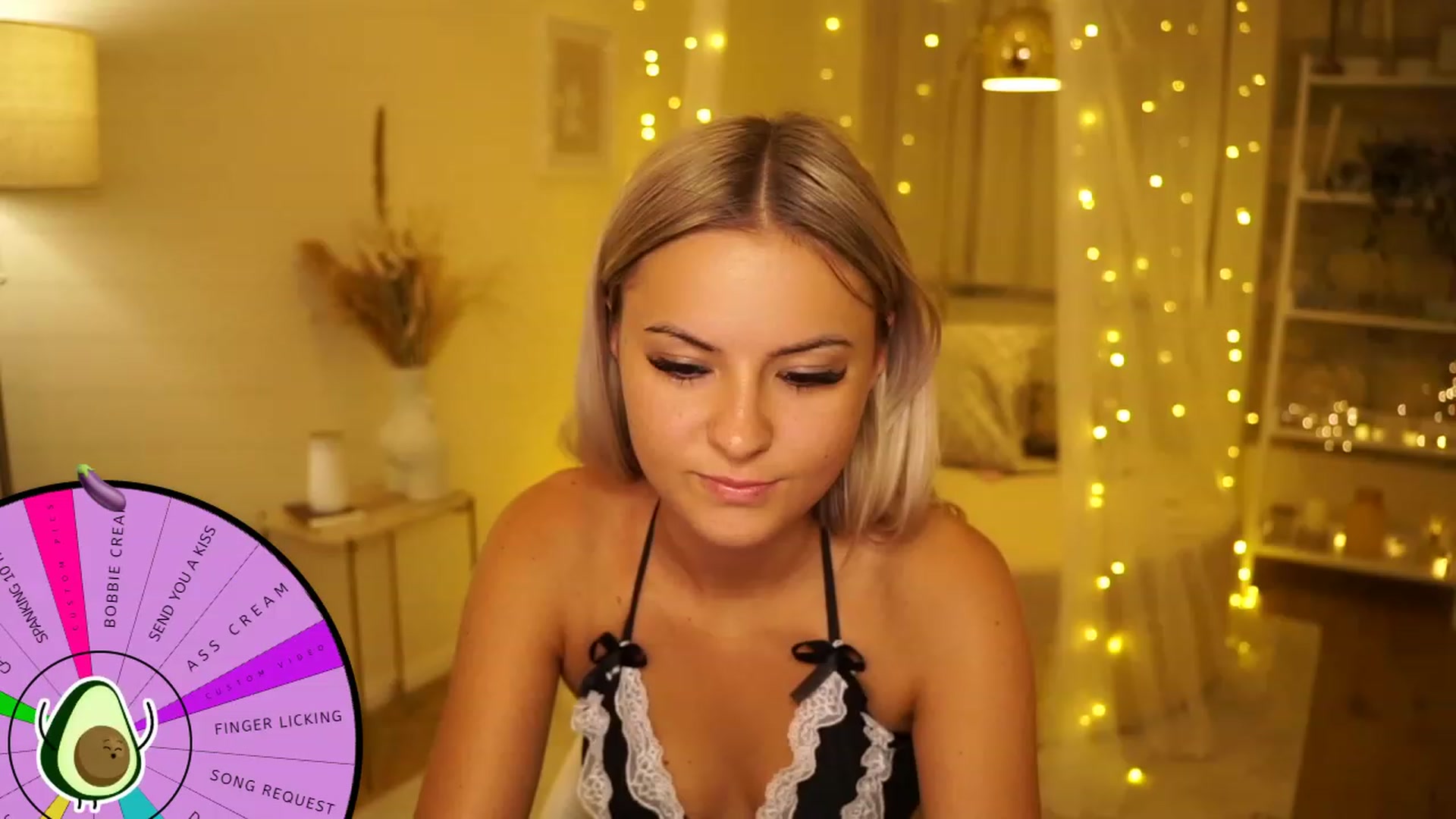 Gallery image thumbnail from Aurora_Sweet's myfreecams stream on, 07/18/2023, 19:20 image 19 of 20