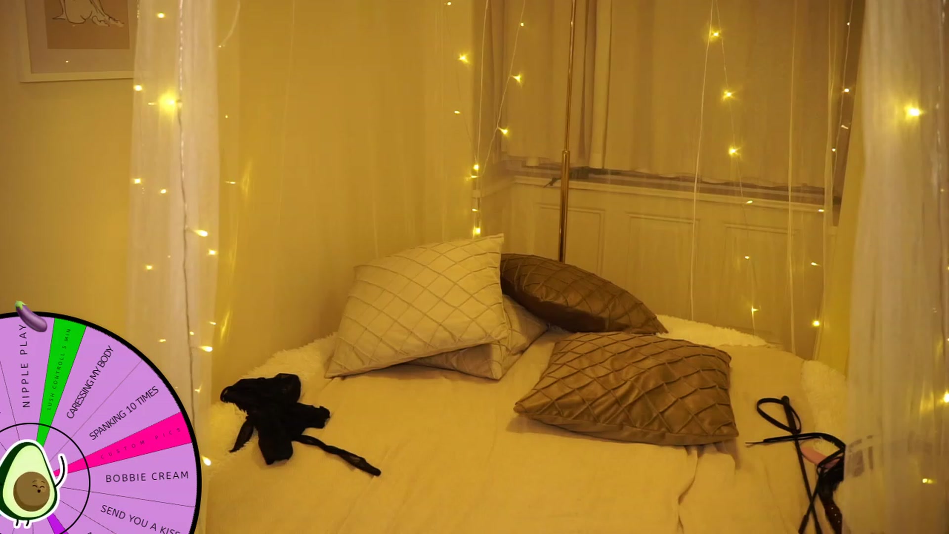 Gallery image thumbnail from Aurora_Sweet's myfreecams stream on, 07/20/2023, 22:10 image 12 of 20