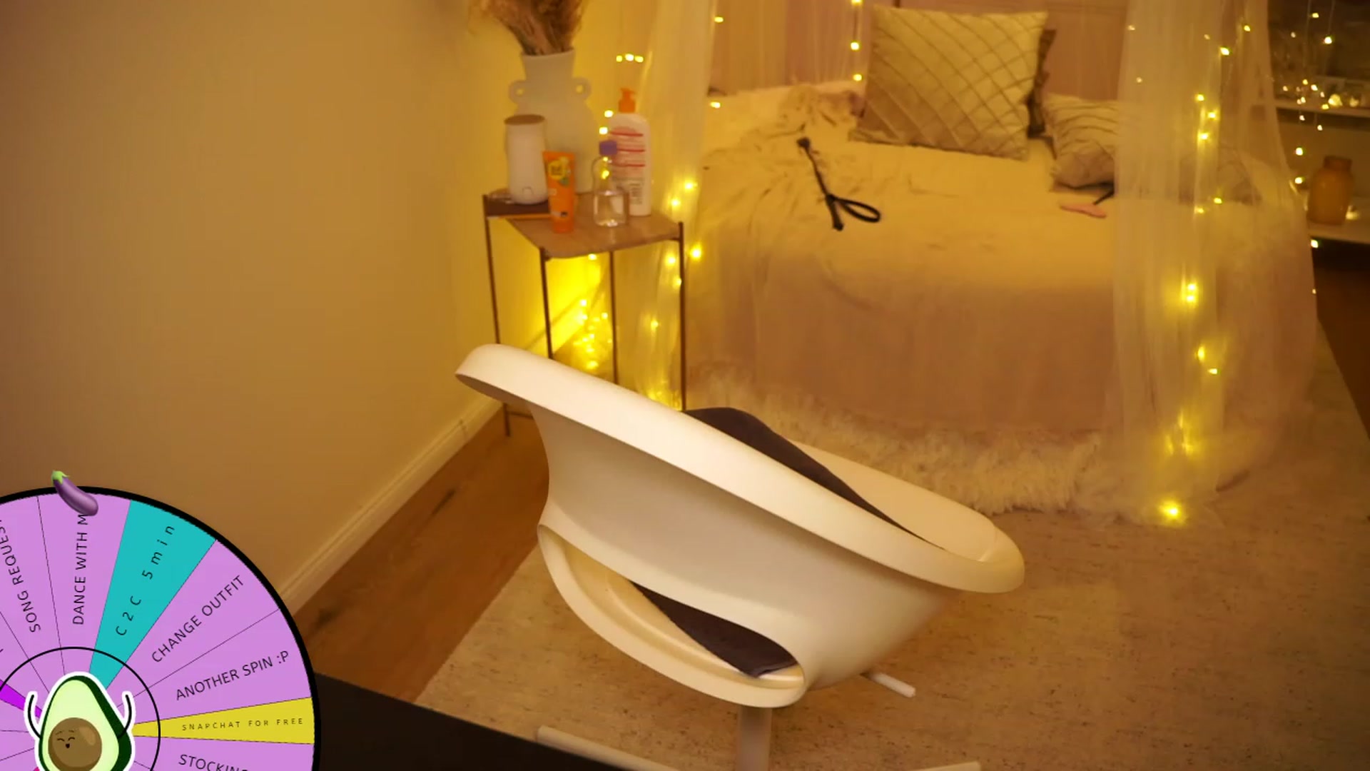 Gallery image thumbnail from Aurora_Sweet's myfreecams stream on, 07/24/2023, 21:16 image 20 of 20