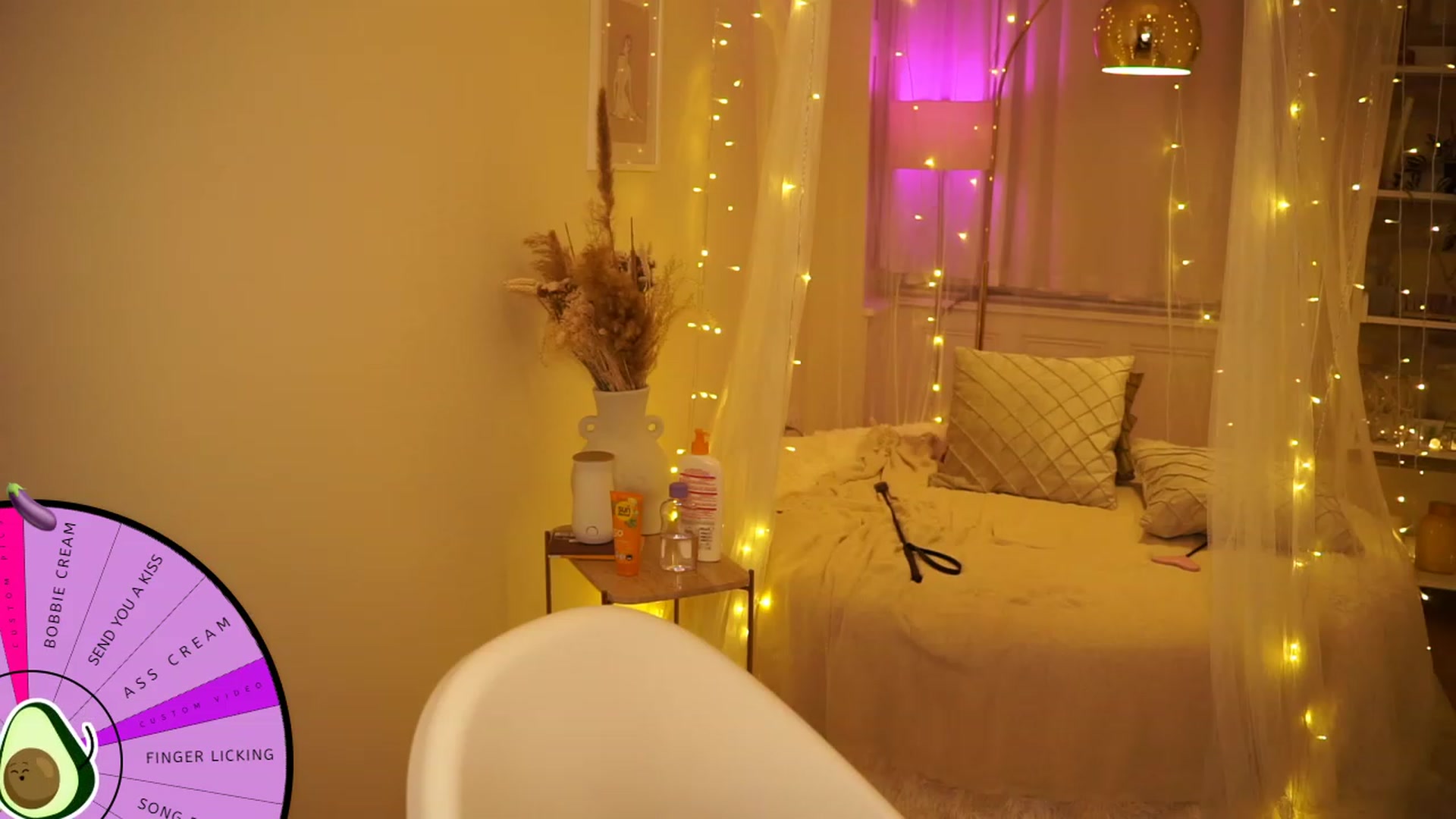 Gallery image thumbnail from Aurora_Sweet's myfreecams stream on, 07/24/2023, 21:16 image 9 of 20
