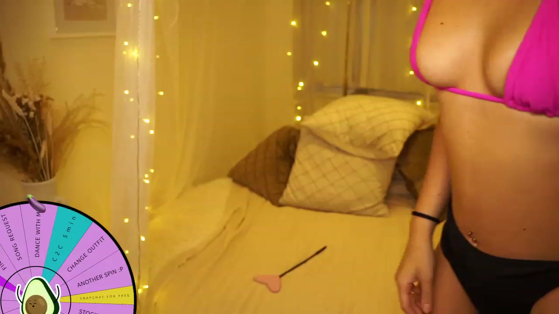Gallery image thumbnail from Aurora_Sweet's myfreecams stream on, 07/29/2023, 12:38 image 11 of 20