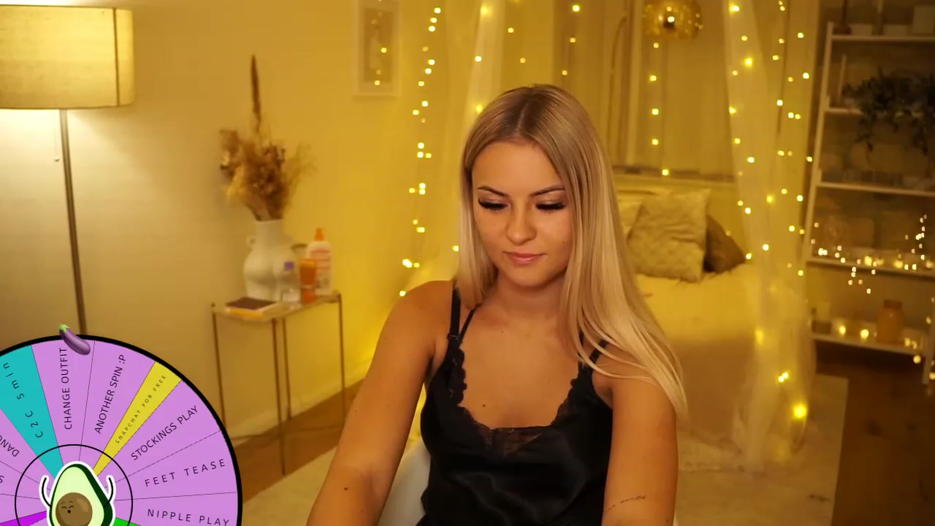 Gallery image thumbnail from Aurora_Sweet's myfreecams stream on, 08/06/2023, 19:18 image 14 of 20