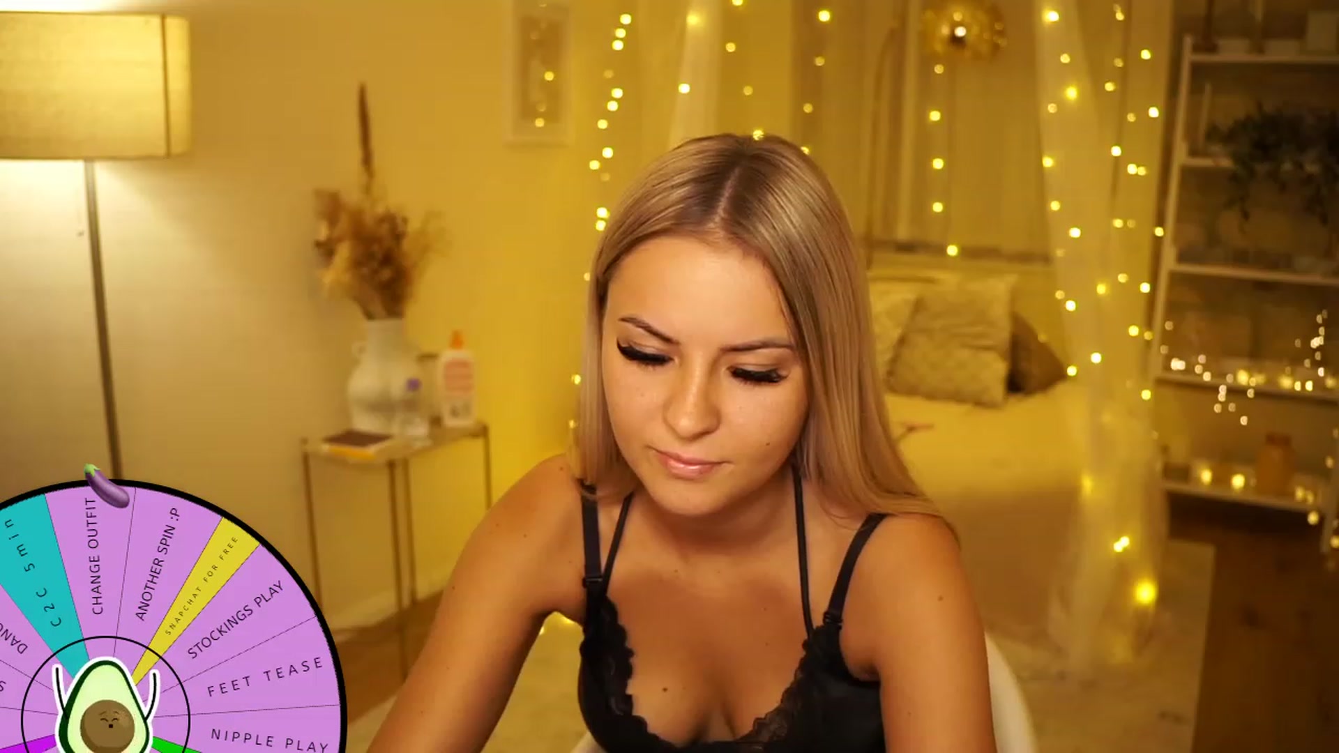 Gallery image thumbnail from Aurora_Sweet's myfreecams stream on, 08/06/2023, 20:07 image 19 of 20