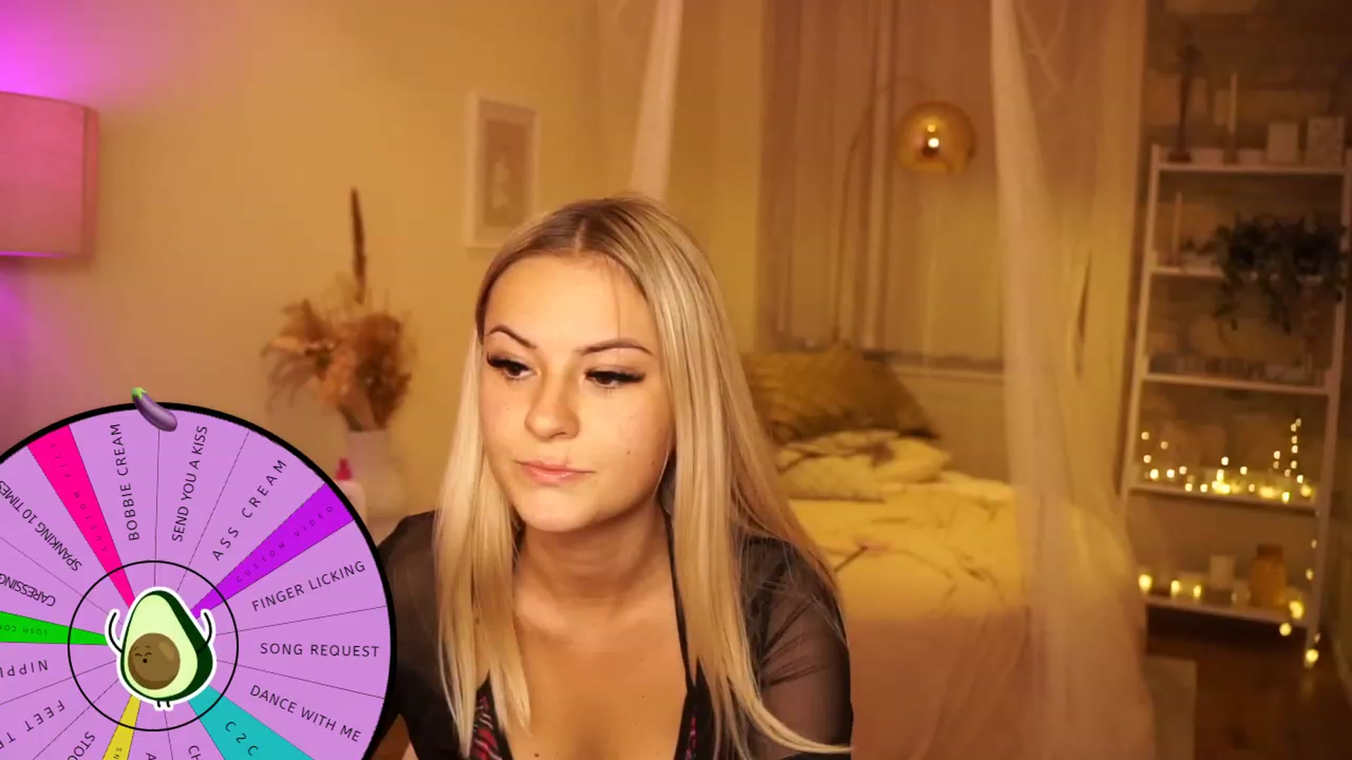 Gallery image thumbnail from Aurora_Sweet's myfreecams stream on, 08/14/2023, 20:05 image 2 of 20
