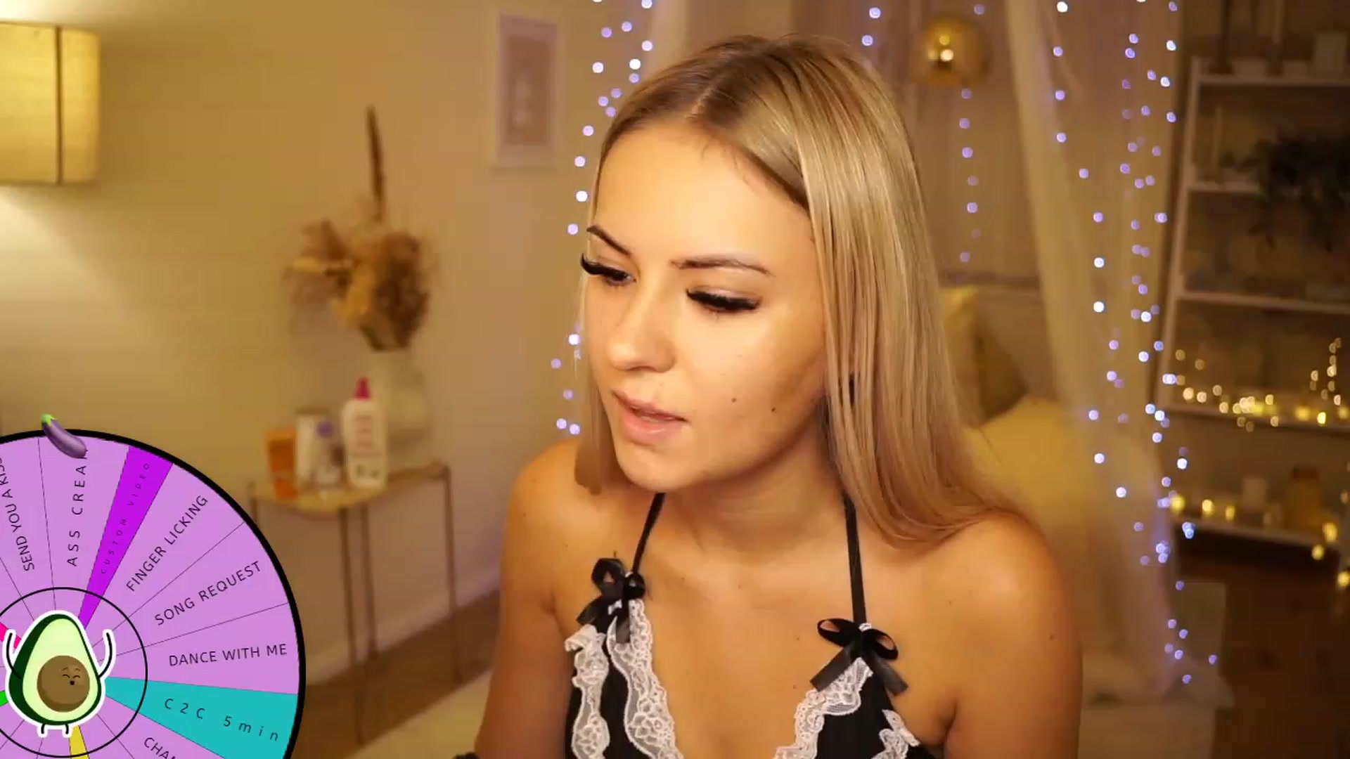Gallery image thumbnail from Aurora_Sweet's myfreecams stream on, 08/17/2023, 15:47 image 18 of 20