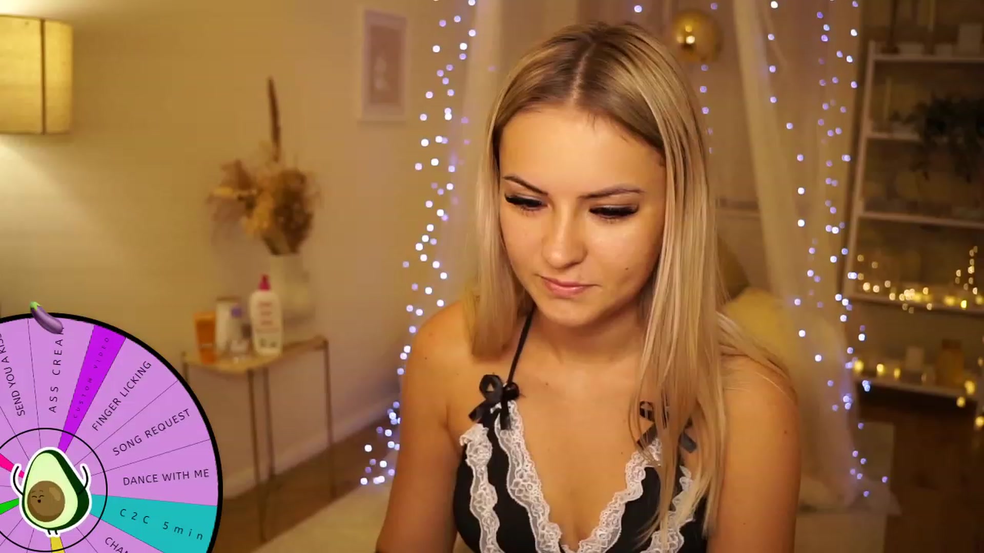 Gallery image thumbnail from Aurora_Sweet's myfreecams stream on, 08/17/2023, 15:47 image 10 of 20