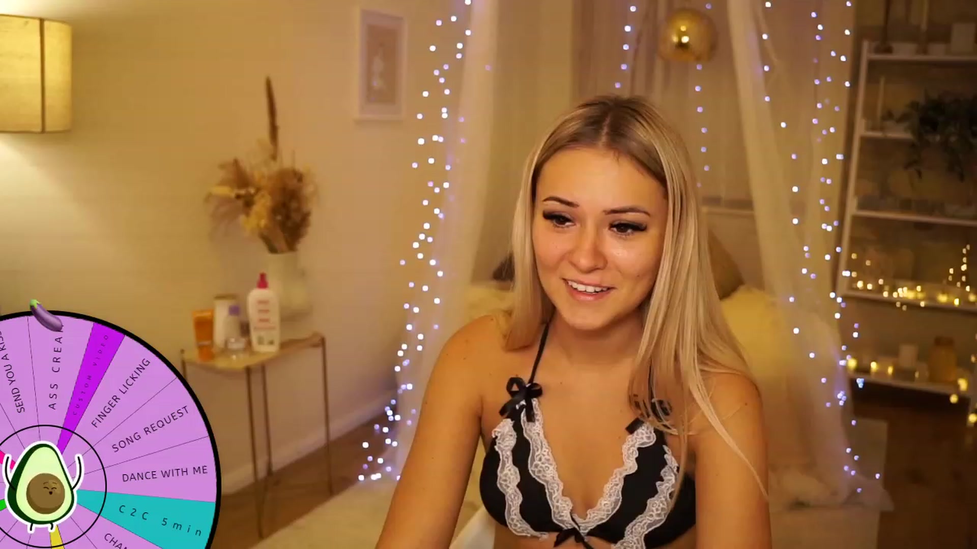 Gallery image thumbnail from Aurora_Sweet's myfreecams stream on, 08/17/2023, 15:47 image 8 of 20