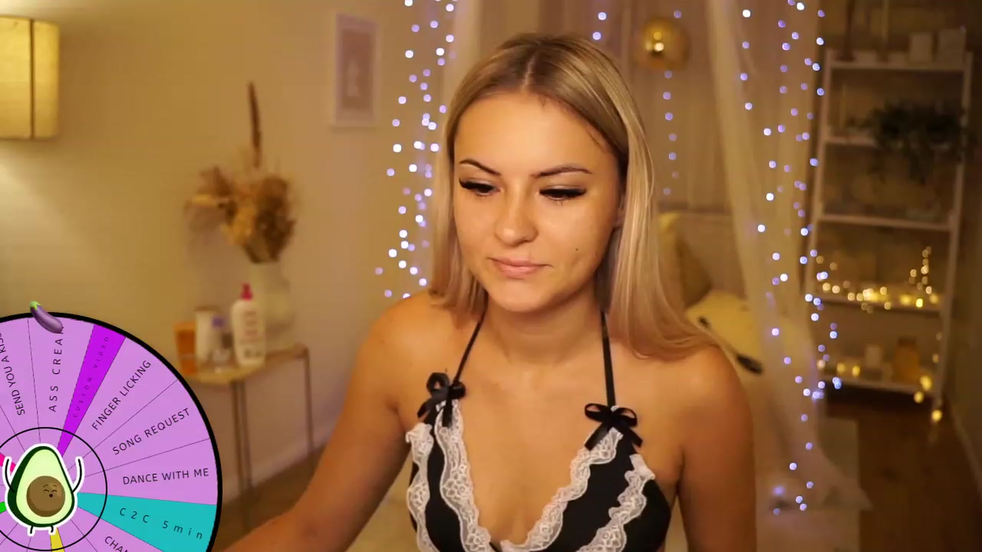 Gallery image thumbnail from Aurora_Sweet's myfreecams stream on, 08/17/2023, 18:40 image 7 of 20