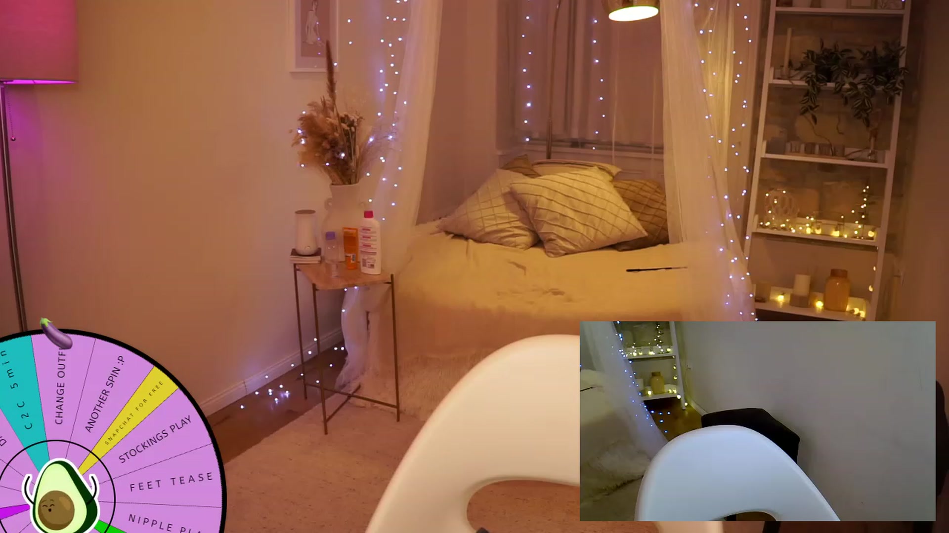 Gallery image thumbnail from Aurora_Sweet's myfreecams stream on, 08/31/2023, 21:09 image 9 of 20