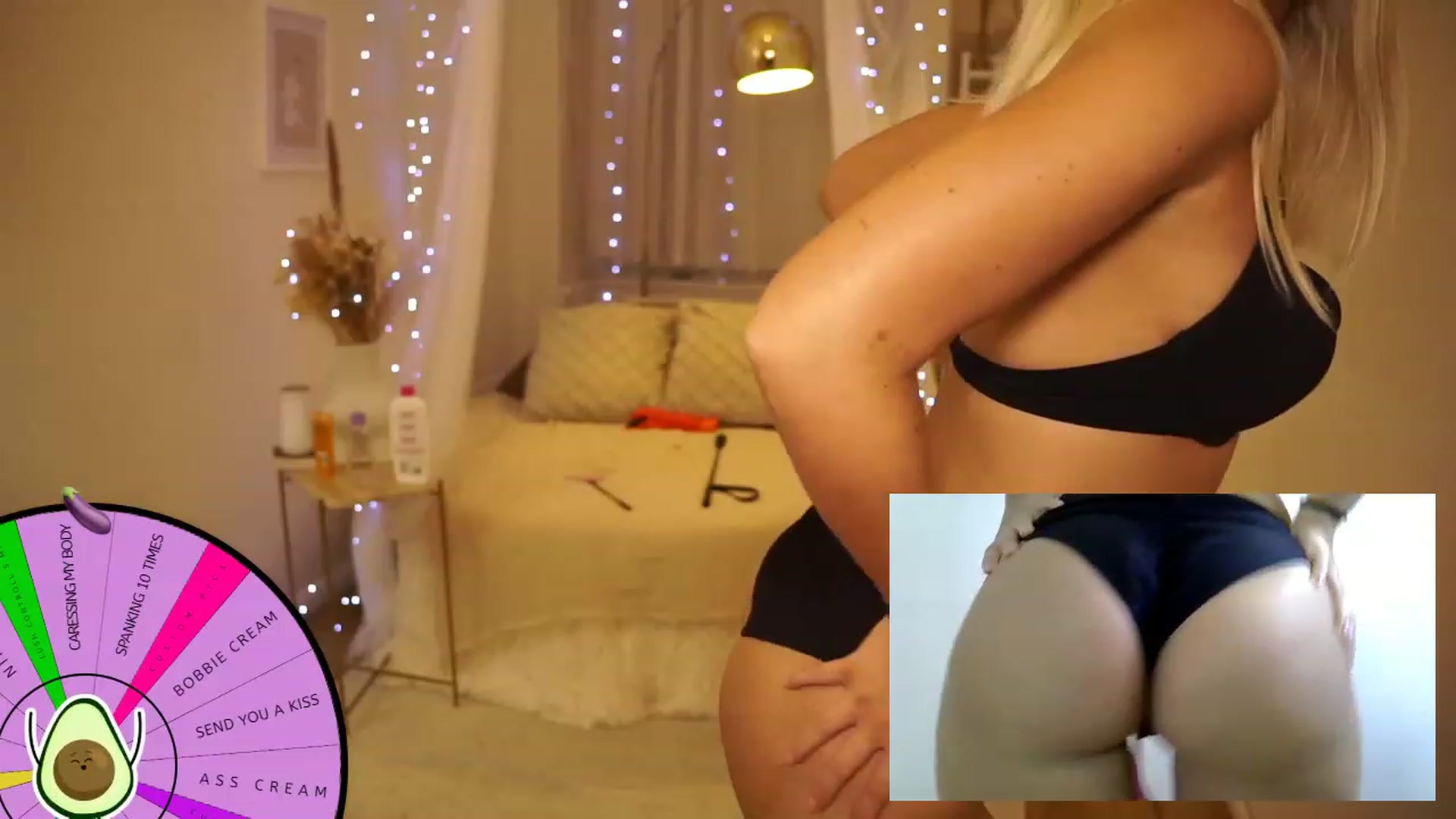 Gallery image thumbnail from Aurora_Sweet's myfreecams stream on, 09/01/2023, 20:15 image 6 of 20