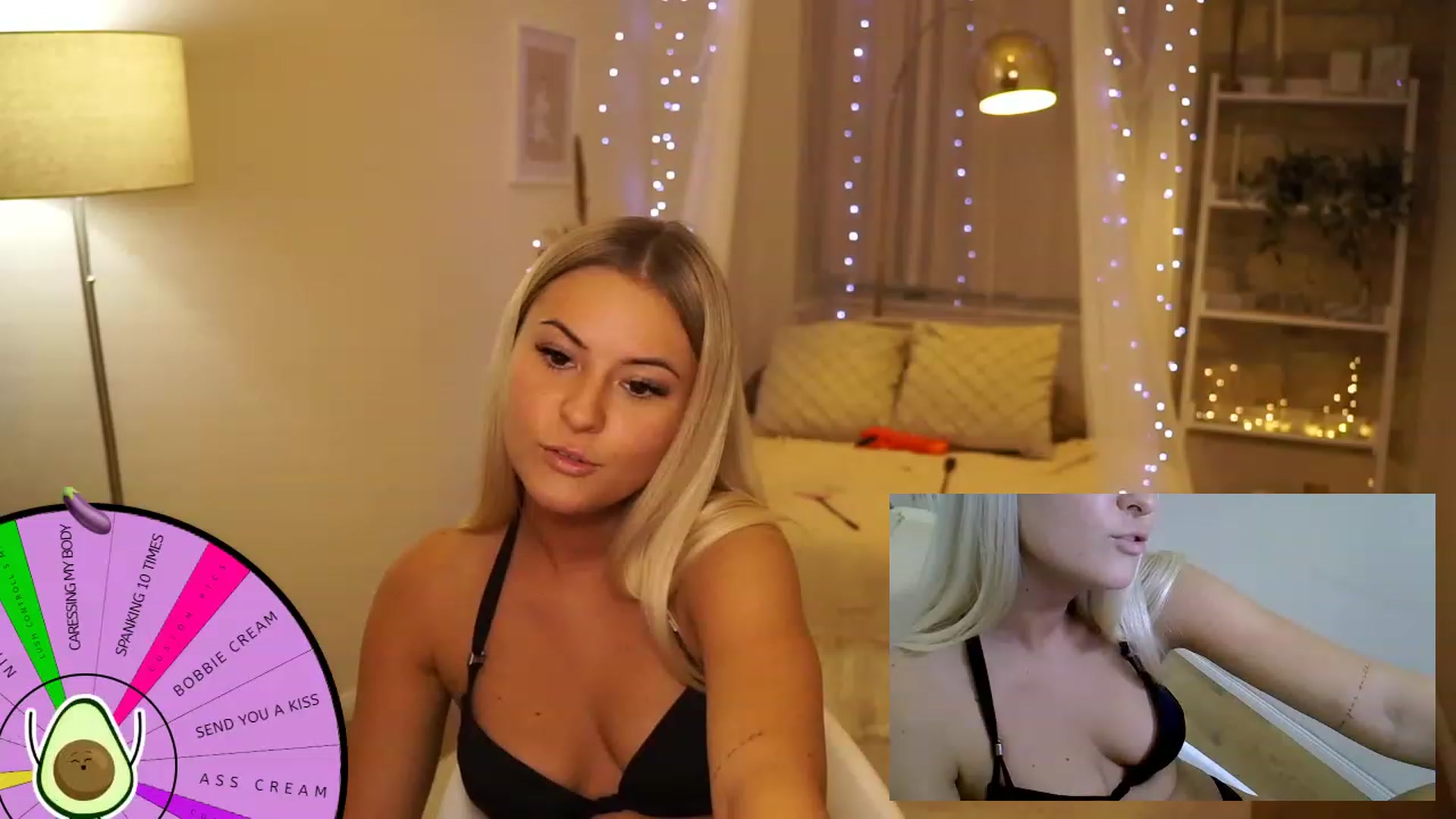 Gallery image thumbnail from Aurora_Sweet's myfreecams stream on, 09/01/2023, 20:15 image 15 of 20
