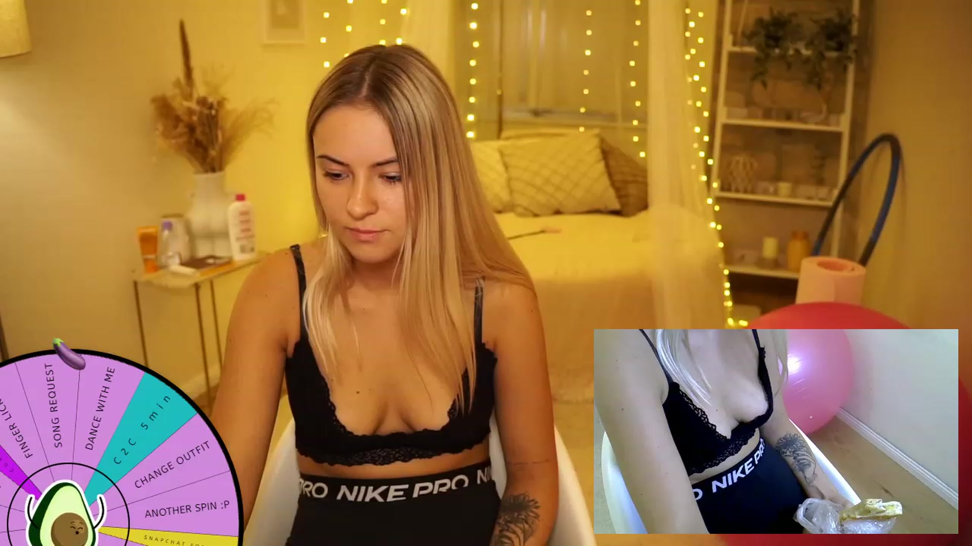 Gallery image thumbnail from Aurora_Sweet's myfreecams stream on, 09/16/2023, 11:18 image 11 of 20