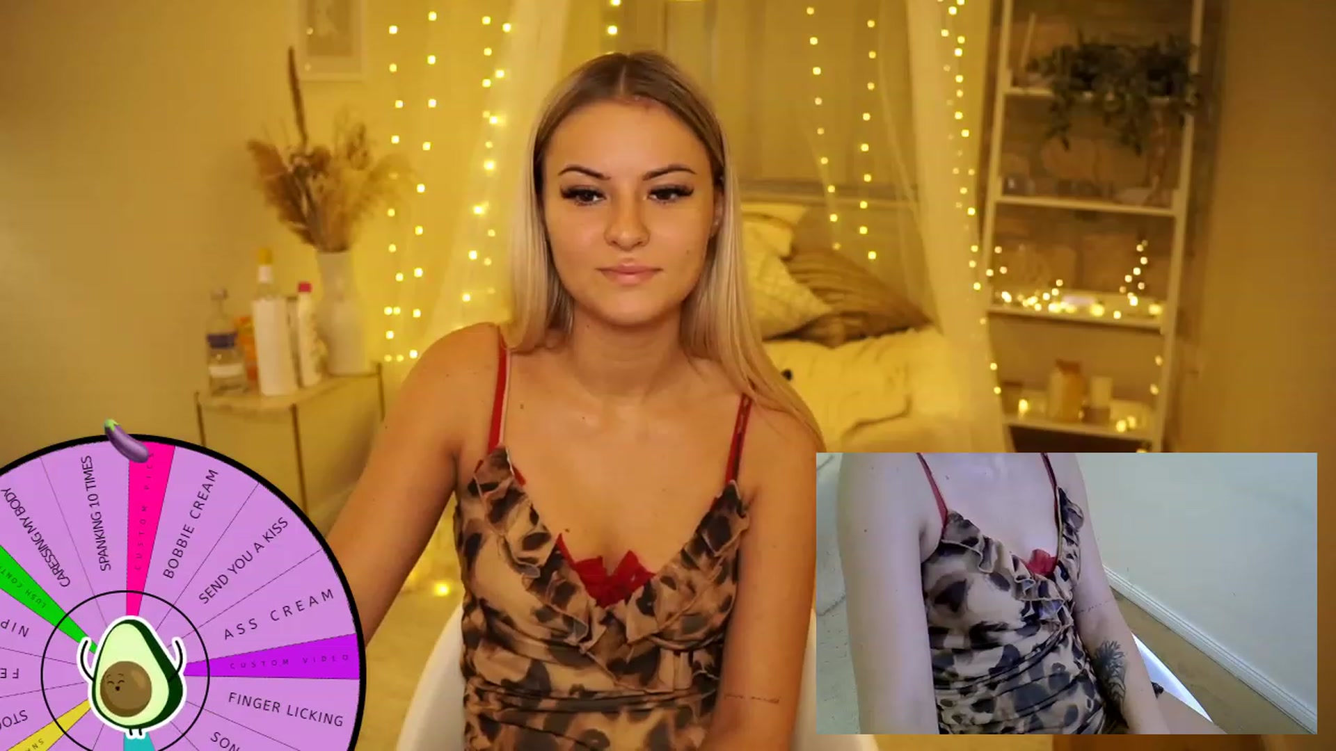Gallery image thumbnail from Aurora_Sweet's myfreecams stream on, 09/30/2023, 11:30 image 12 of 20