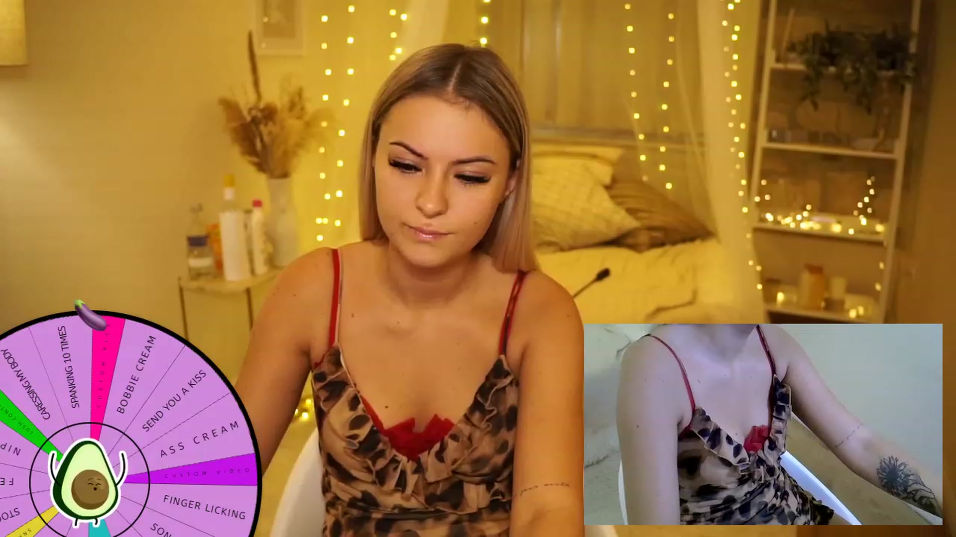 Gallery image thumbnail from Aurora_Sweet's myfreecams stream on, 09/30/2023, 11:30 image 5 of 20