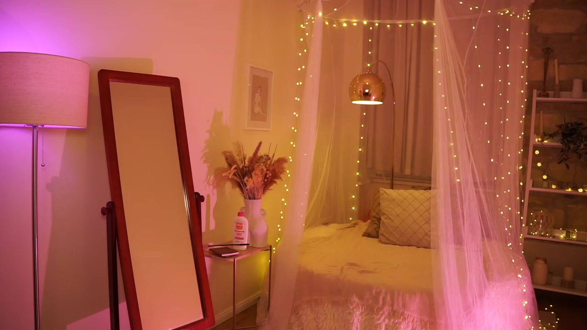 Gallery image thumbnail from Aurora_Sweet's myfreecams stream on, 01/22/2024, 22:14 image 2 of 20