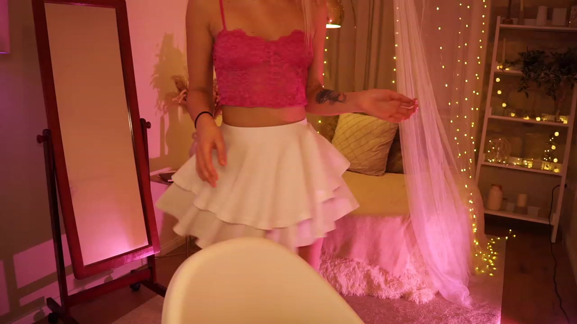 Gallery image thumbnail from Aurora_Sweet's myfreecams stream on, 01/25/2024, 20:22 image 5 of 20