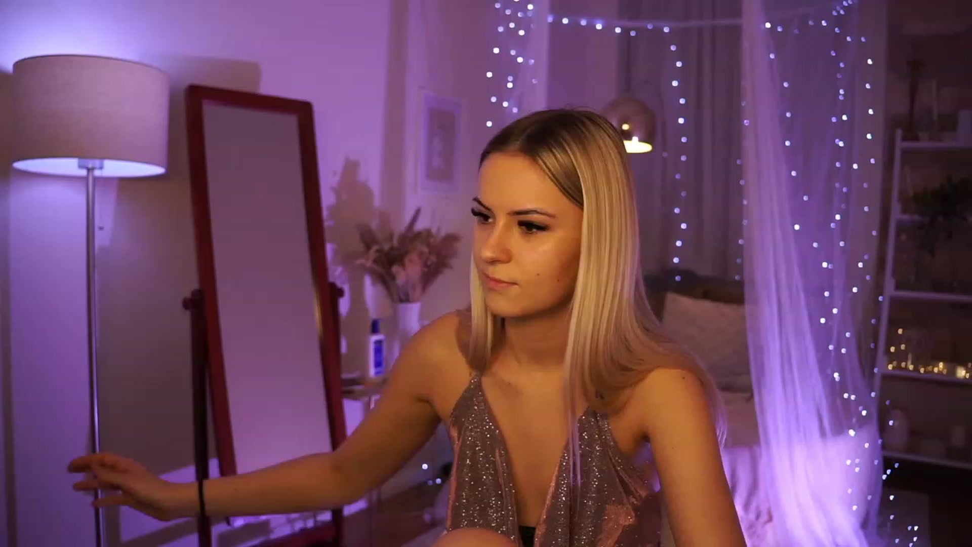 Gallery image thumbnail from Aurora_Sweet's myfreecams stream on, 02/03/2024, 17:06 image 1 of 20
