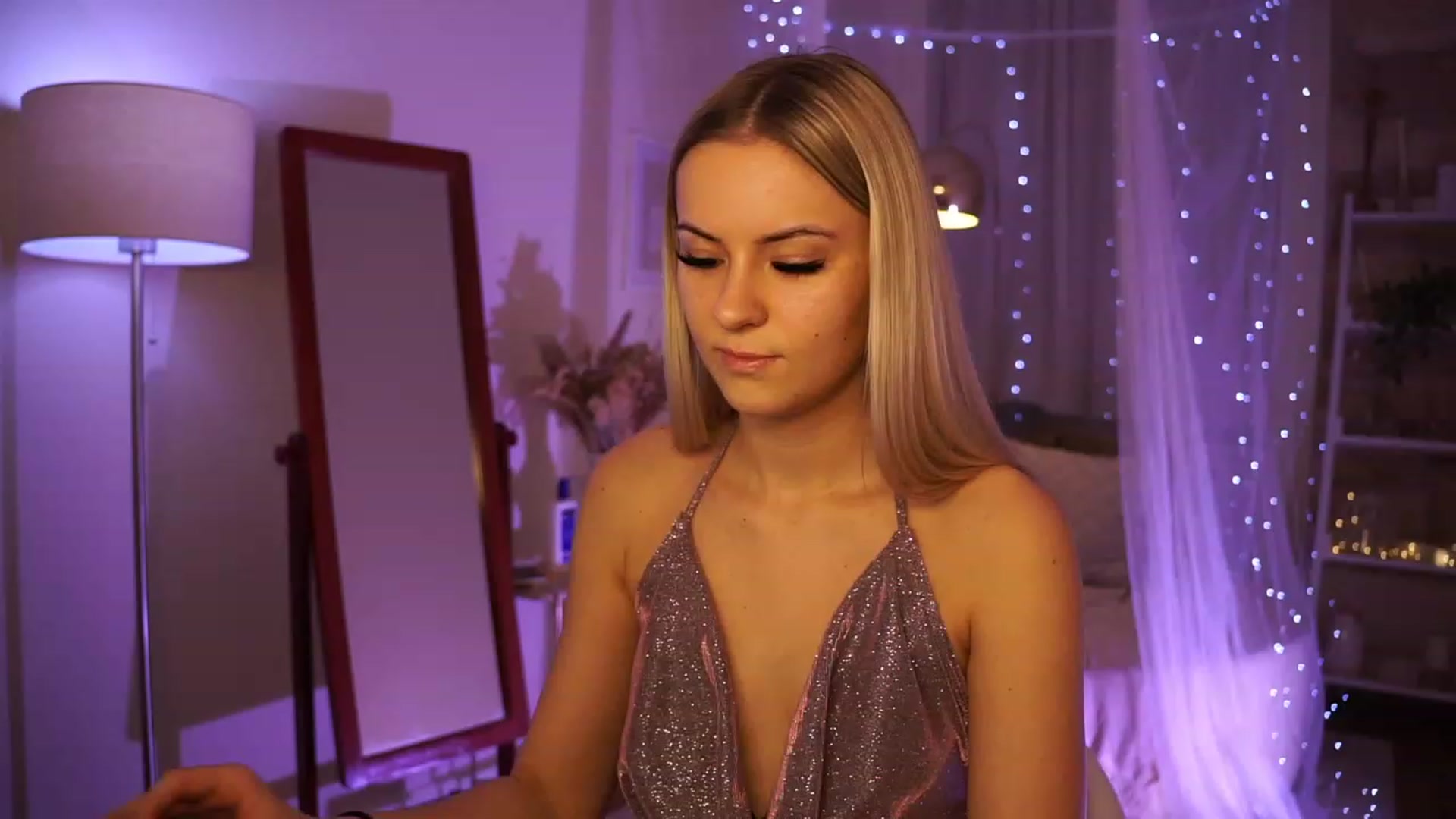 Gallery image thumbnail from Aurora_Sweet's myfreecams stream on, 02/03/2024, 17:06 image 9 of 20