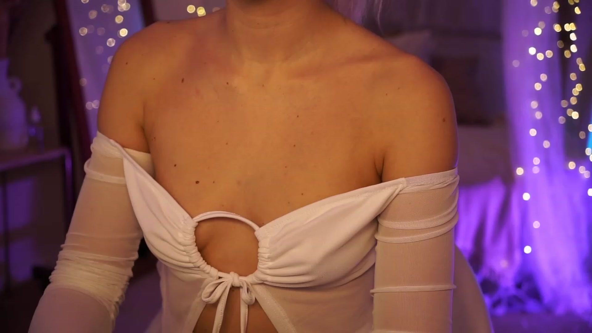 Gallery image thumbnail from Aurora_Sweet's myfreecams stream on, 02/28/2024, 22:12 image 19 of 20