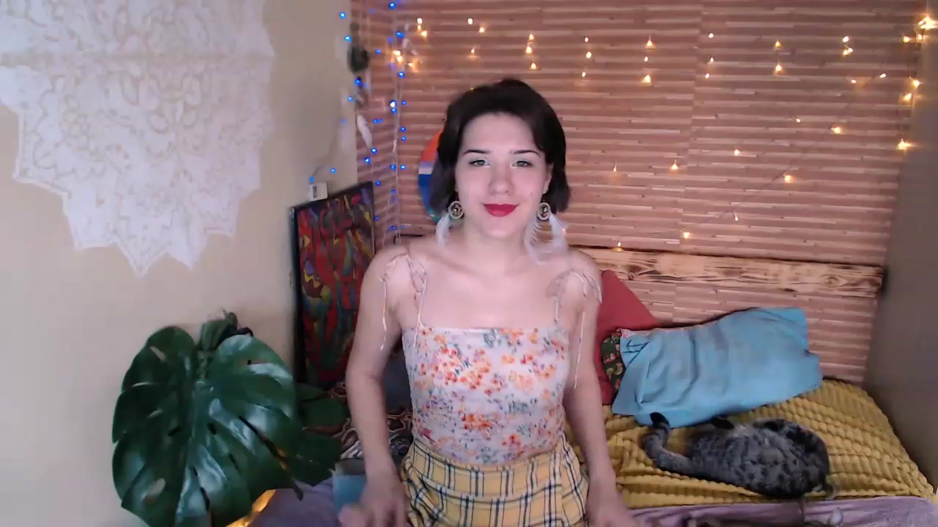 Gallery image thumbnail from Aurora_amoor's myfreecams stream on, 11/26/2022, 05:48 image 11 of 20