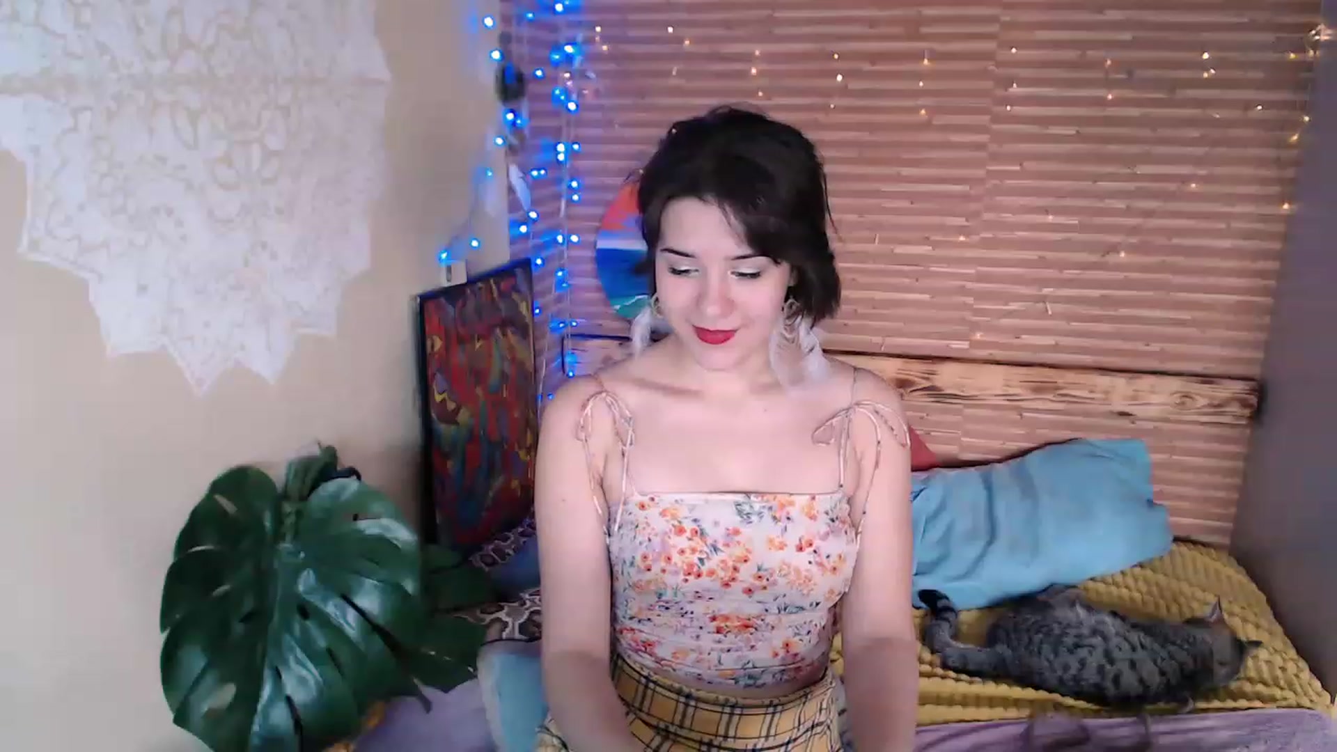 Gallery image thumbnail from Aurora_amoor's myfreecams stream on, 11/26/2022, 05:48 image 5 of 20